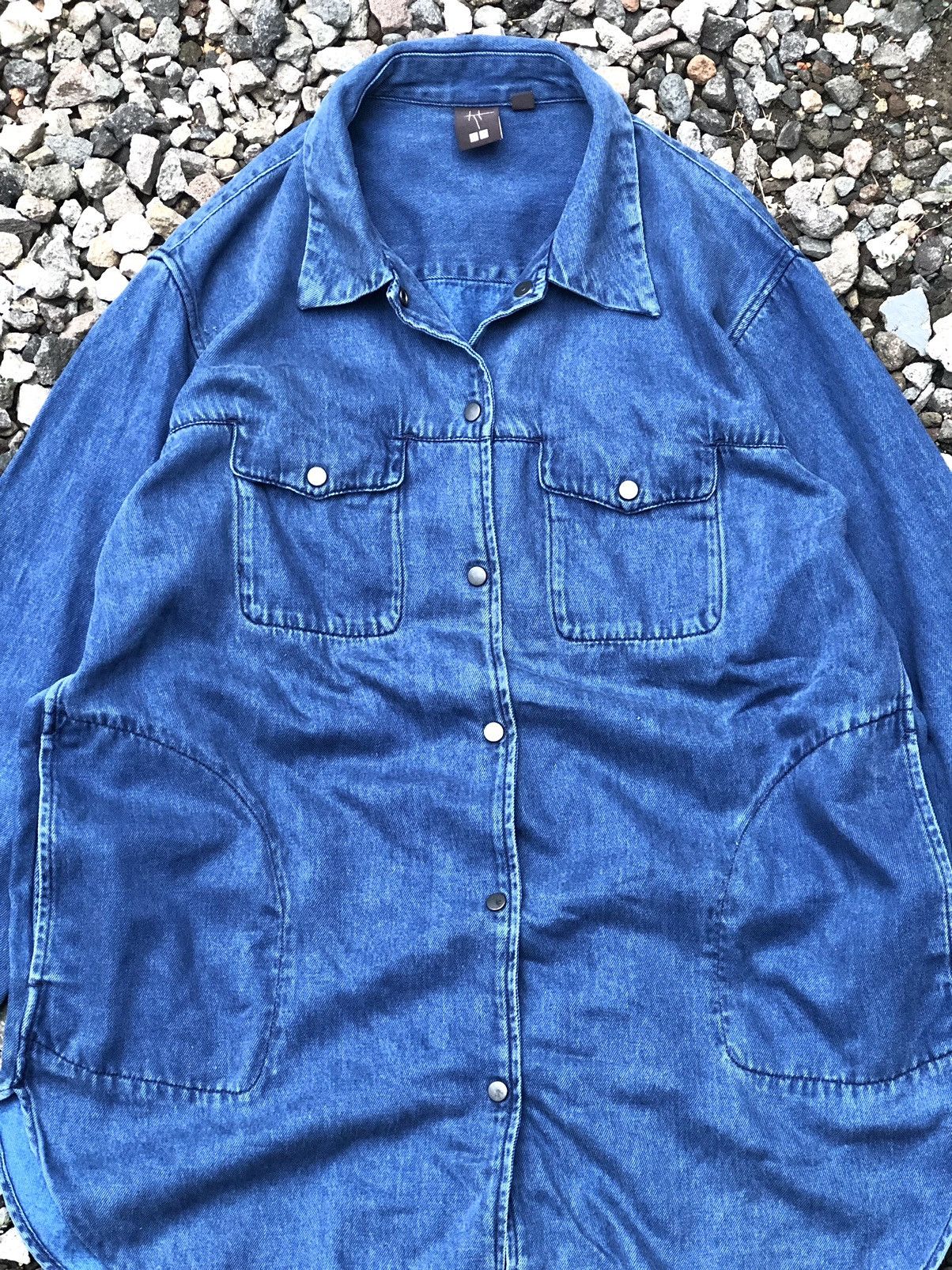 Uniqlo Hana Tajima x Uniqlo Shirt Jacket denim Size M / US 6-8 / IT 42-44 - 3 Thumbnail