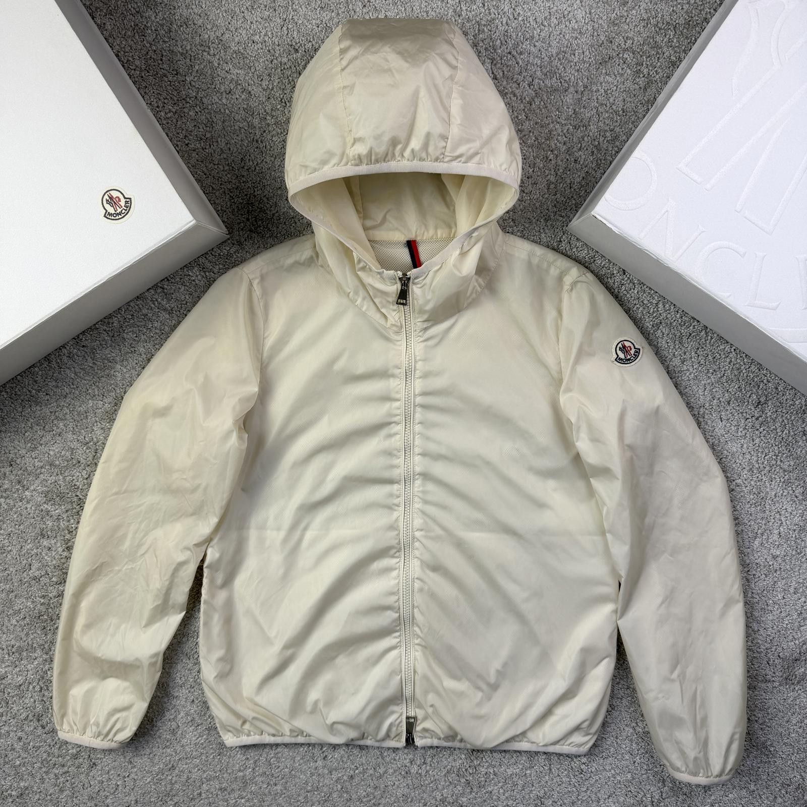 Moncler Moncler Ladies Vive Windbreaker Size 1 S Size S / US 4 / IT 40 - 1 Thumbnail