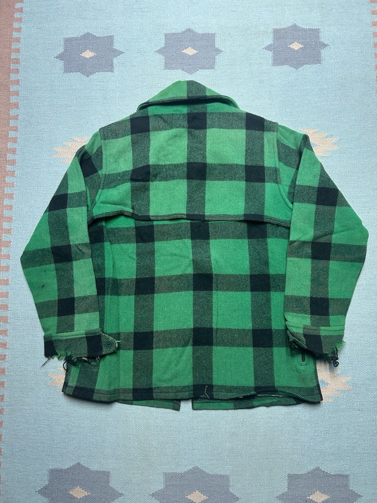 Vintage 80s LL Bean wool cruiser jacket buffalo plaid distressed L Size US L / EU 52-54 / 3 - 8 Thumbnail