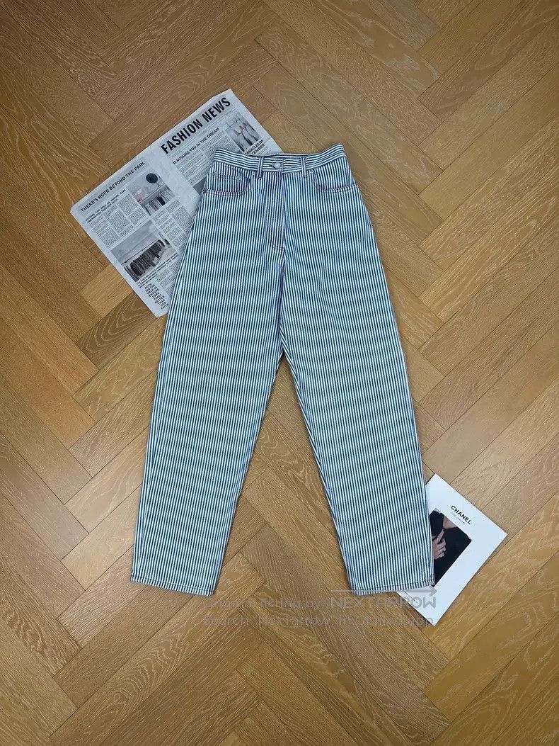 Prada Prada Triangle steel label, go out for leisure, striped tr Size 26" / US 2 / IT 38 - 2 Thumbnail