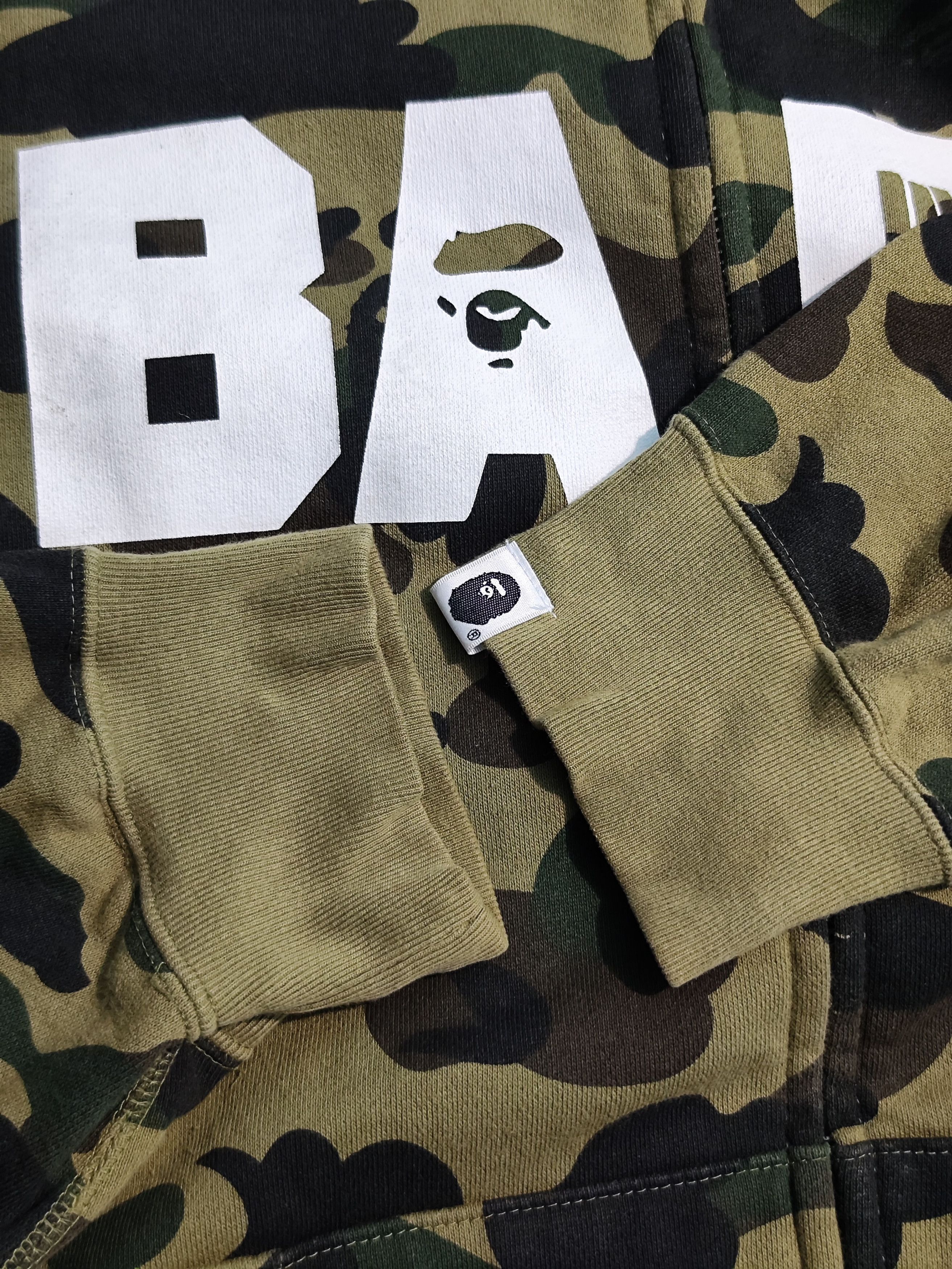Bape × Undefeated BAPE × Undefeated - 1st Camo Ronin Full Zip Hoodie Rare Size US XXL / EU 58 / 5 - 11 Thumbnail