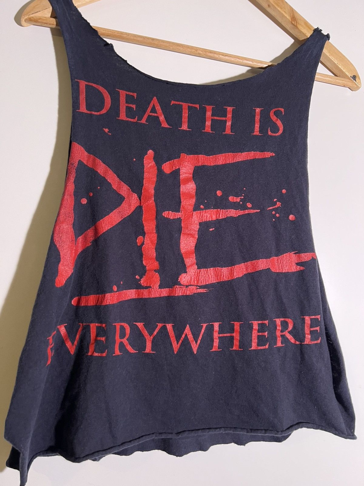 Vintage Museum of Death Richard Ramirez Night Stalker Cut Tank Top T Size US M / EU 48-50 / 2 - 5 Thumbnail