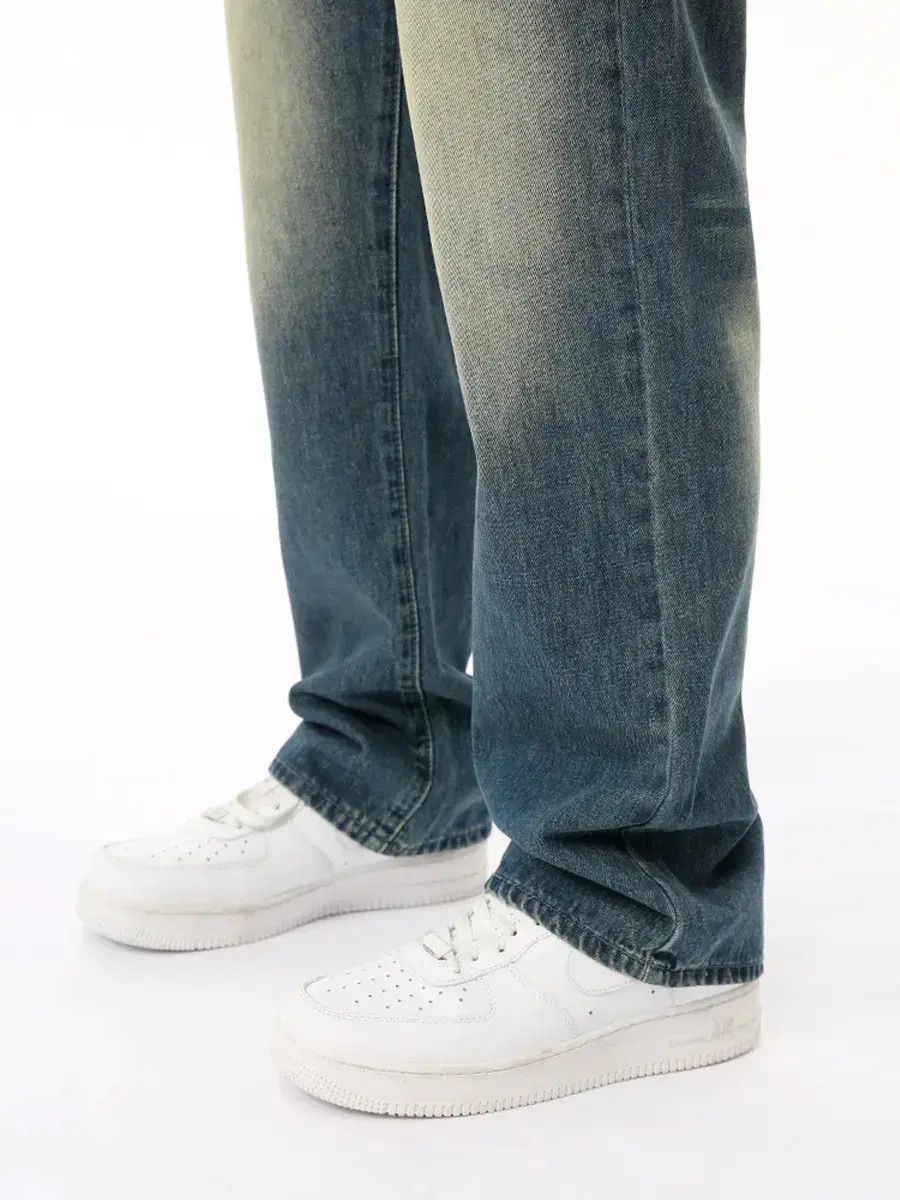 Japanese Brand Retro loose pocket patchwork jeans Size US 32 / EU 48 - 2 Thumbnail