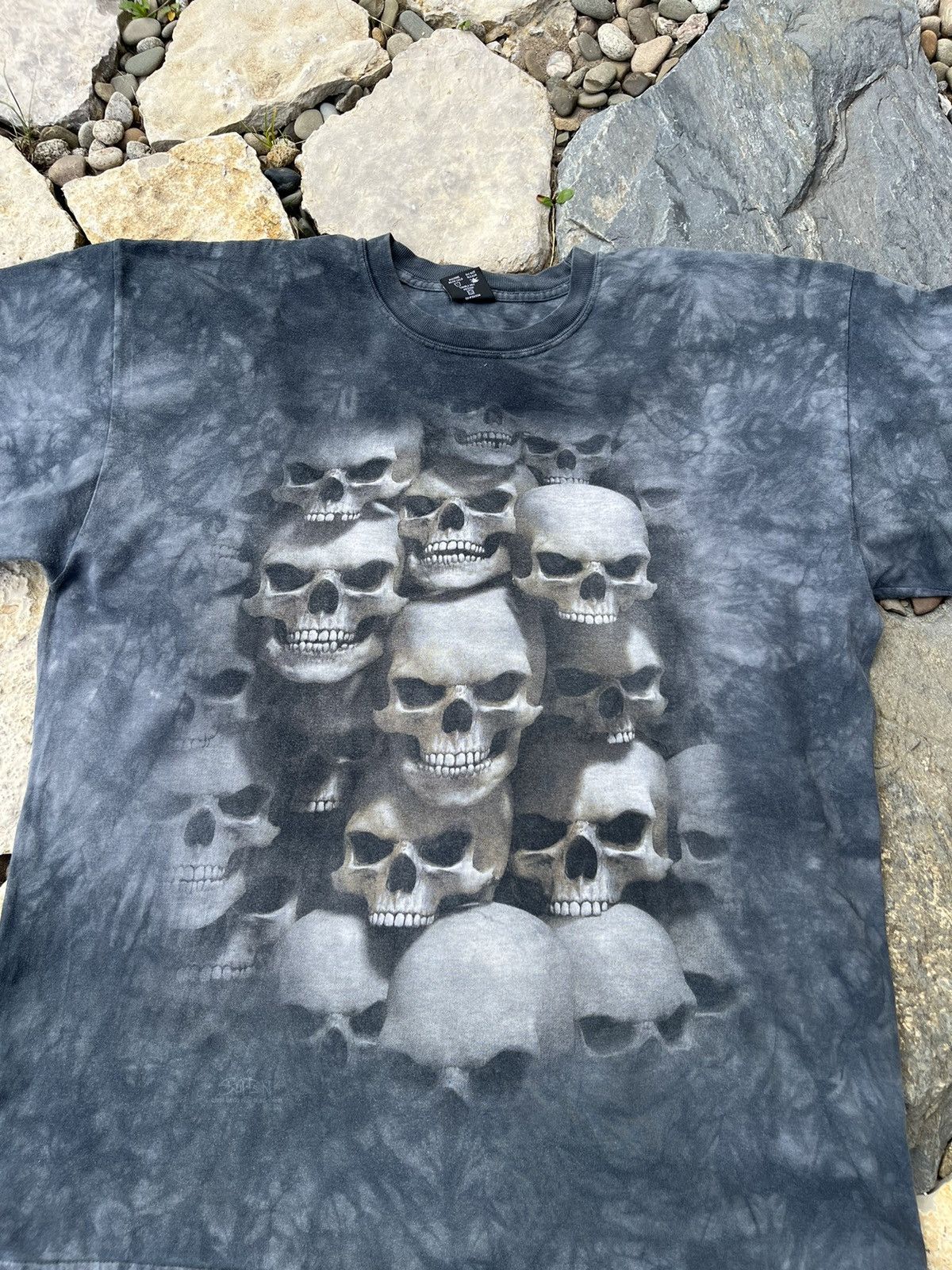 Vintage Vintage Skulbone dyed y2k skulls t-shirt tee all over print Size US XL / EU 56 / 4 - 5 Thumbnail
