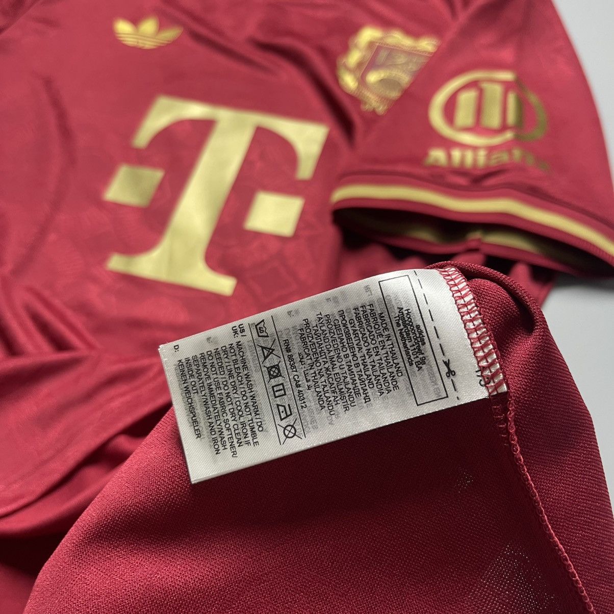 Vintage BAYERN ADIDAS 2024/2025 FOOTBALL 125TH ANNIVERSARY JERSEY Size US L / EU 52-54 / 3 - 13 Thumbnail