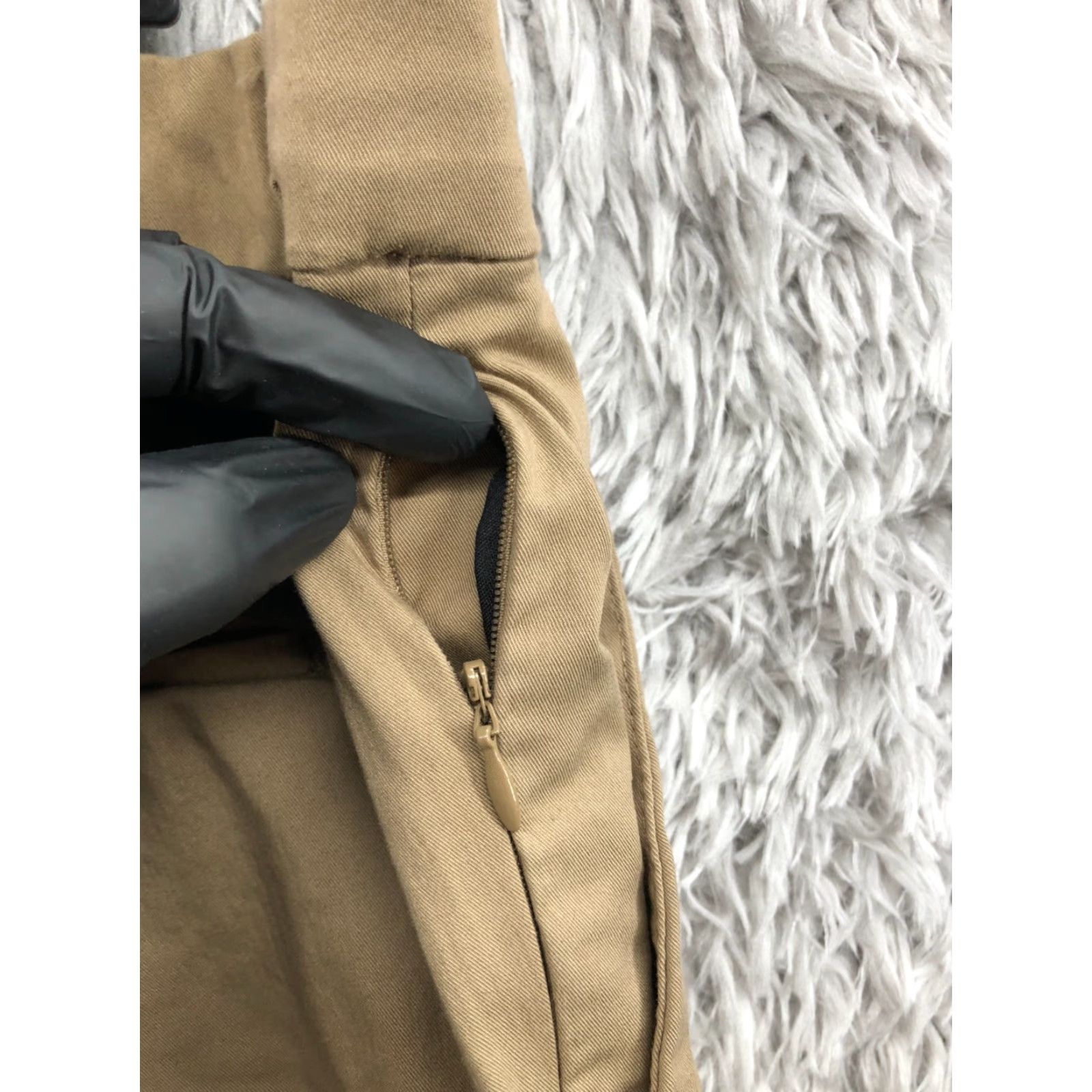 Vintage Goodfellow Chino Shorts Mens Size 38 Mid Rise Medium Wash Beige Casual 5-Pocket Design Belt Loops Regular Size US 38 / EU 54 - 6 Thumbnail