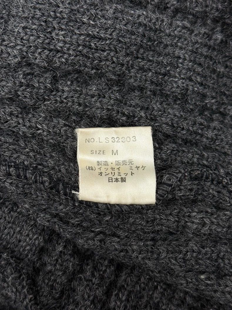 Issey Miyake Issey Miyake A loose-fitting bat-sleeve cardigan Size M / US 6-8 / IT 42-44 - 5 Thumbnail