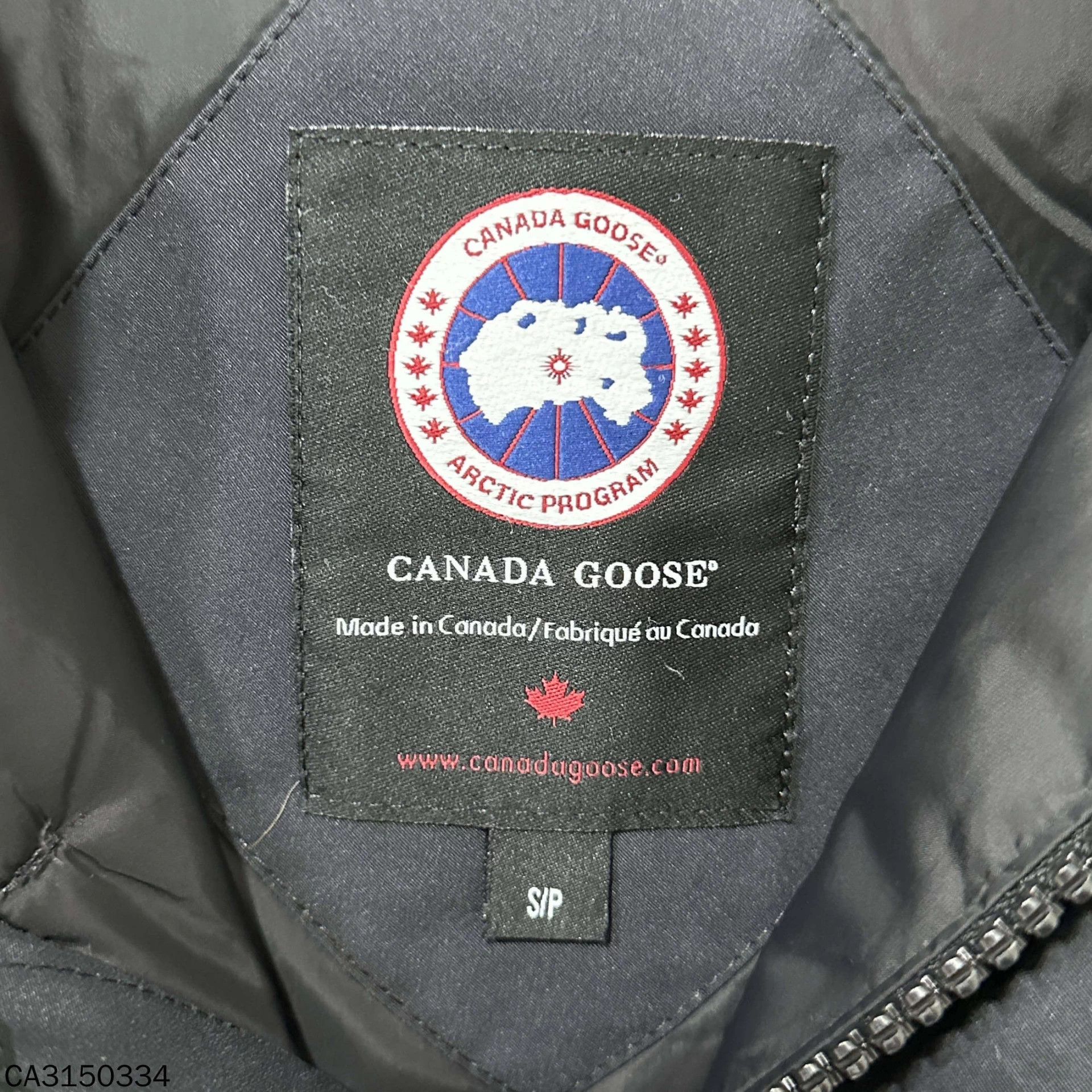 Canada Goose Canada Goose mid-length parka puffer 98 New S no fur hood Size US S / EU 44-46 / 1 - 4 Thumbnail