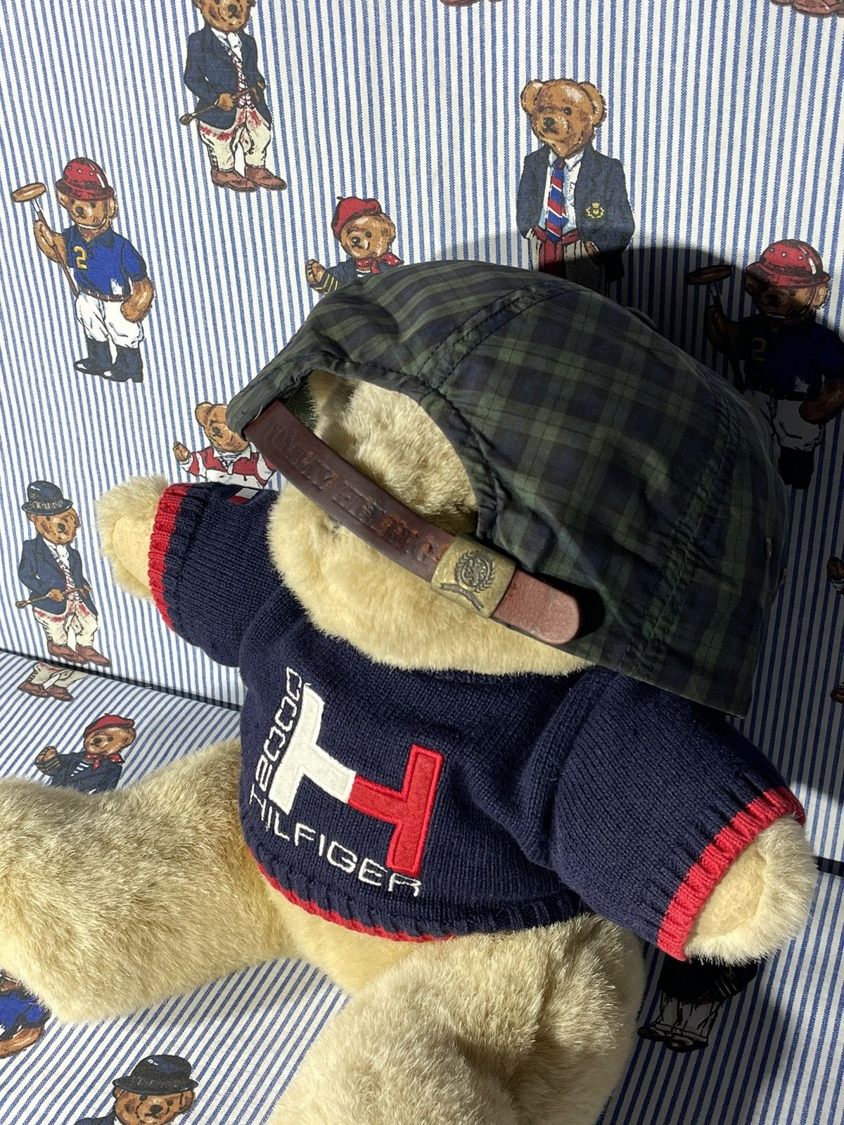 Tommy Hilfiger × Vintage Cap Tommy Hilfiger Lion Crest OG Vintage 90’s Size ONE SIZE - 7 Thumbnail
