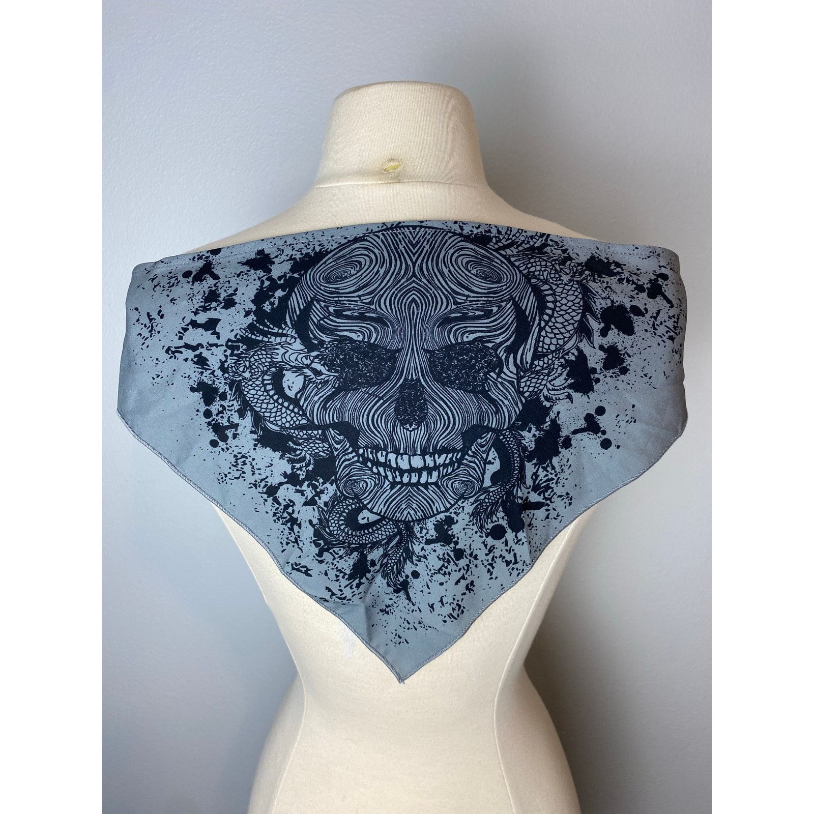 Shein Head Scarf with Skull Design, One Size Size ONE SIZE - 1 Thumbnail