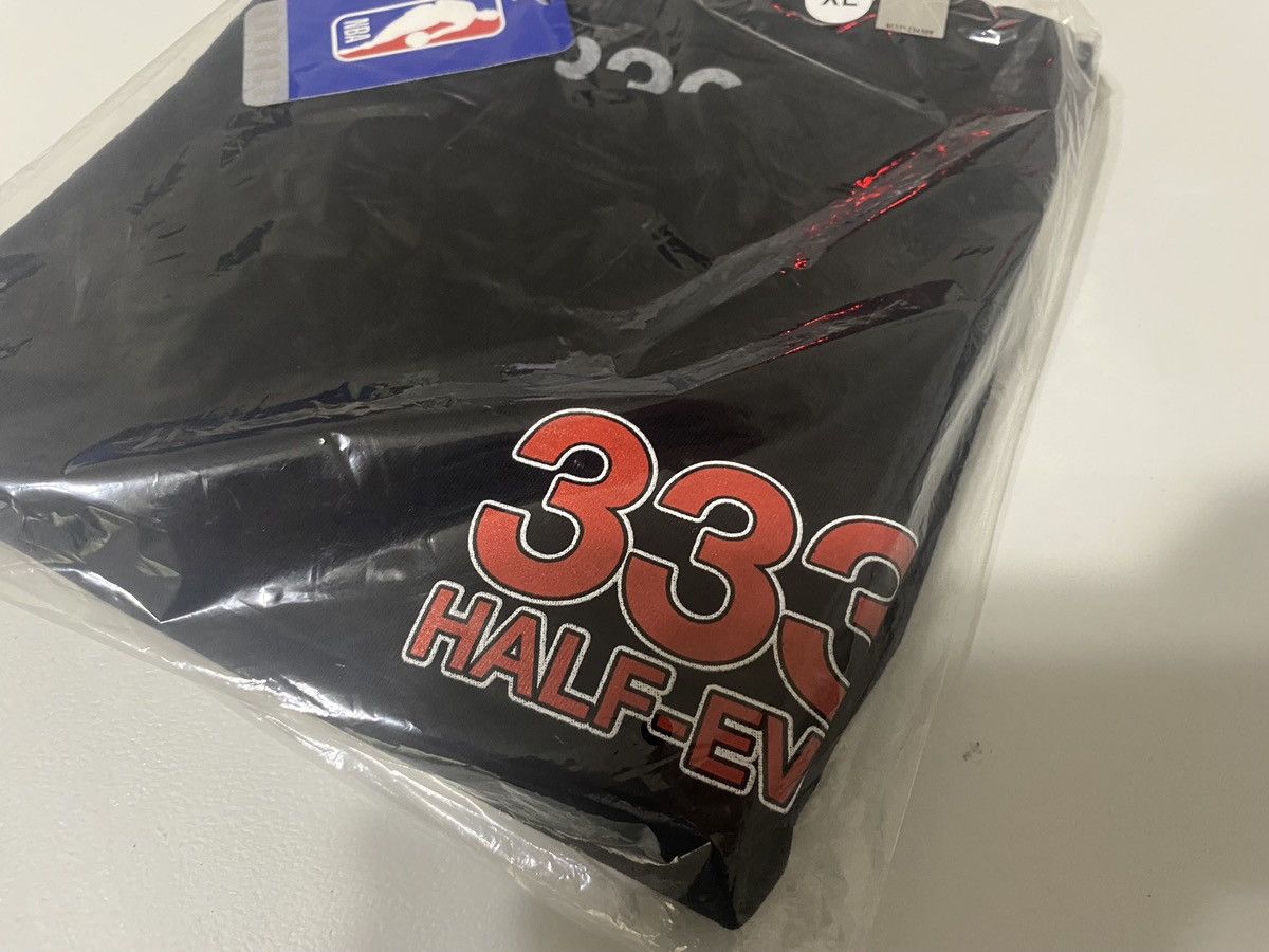 Half Evil Chicago Bulls 333 T-Shirt - XL Size US XL / EU 56 / 4 - 7 Thumbnail