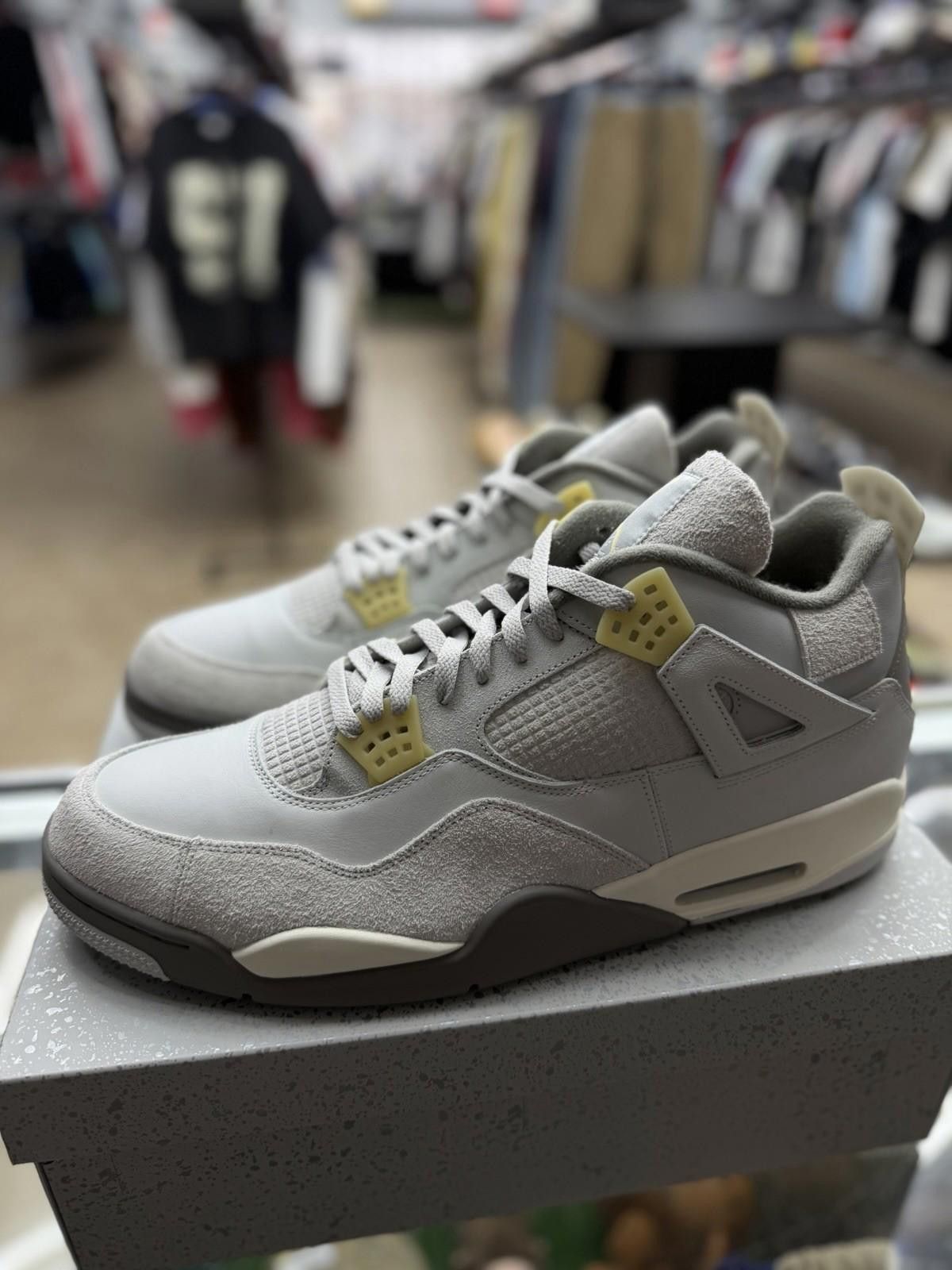 Jordan Brand Jordan 4 Retro SE Craft Size (18) Brand New DV3742-021 Size US 15 / EU 48 - 5 Thumbnail