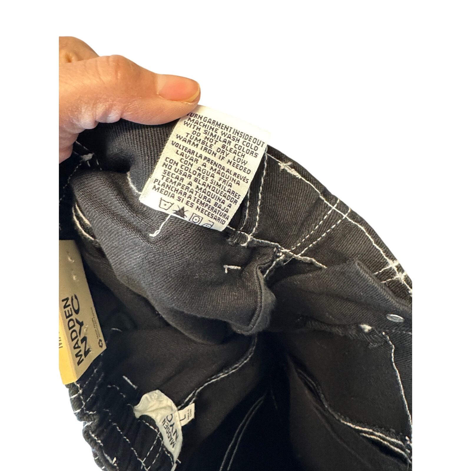 Madden NYC Madden NYC black cargo pants contrast stitching size L Size 34" / US 12 / IT 48 - 8 Thumbnail