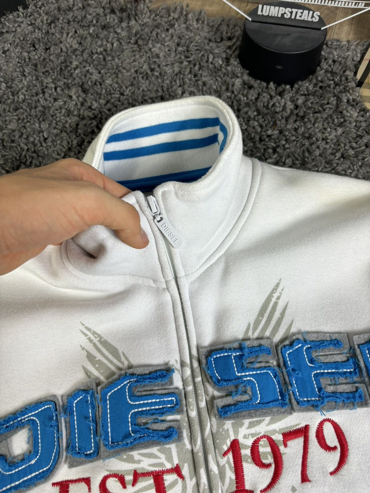 Diesel × Japanese Brand Vintage Y2K Diesel Zip Distressed Big Logo White Size US M / EU 48-50 / 2 - 10 Thumbnail