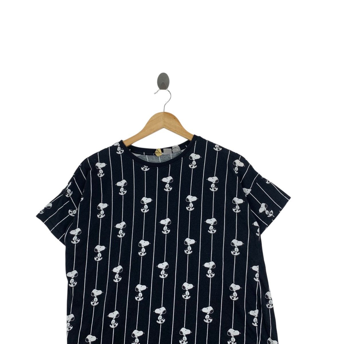 H&M SNOOPY x H&M DIVIDED Collection AOP Peanuts Tee Shirt Top Size S / US 4 / IT 40 - 2 Thumbnail