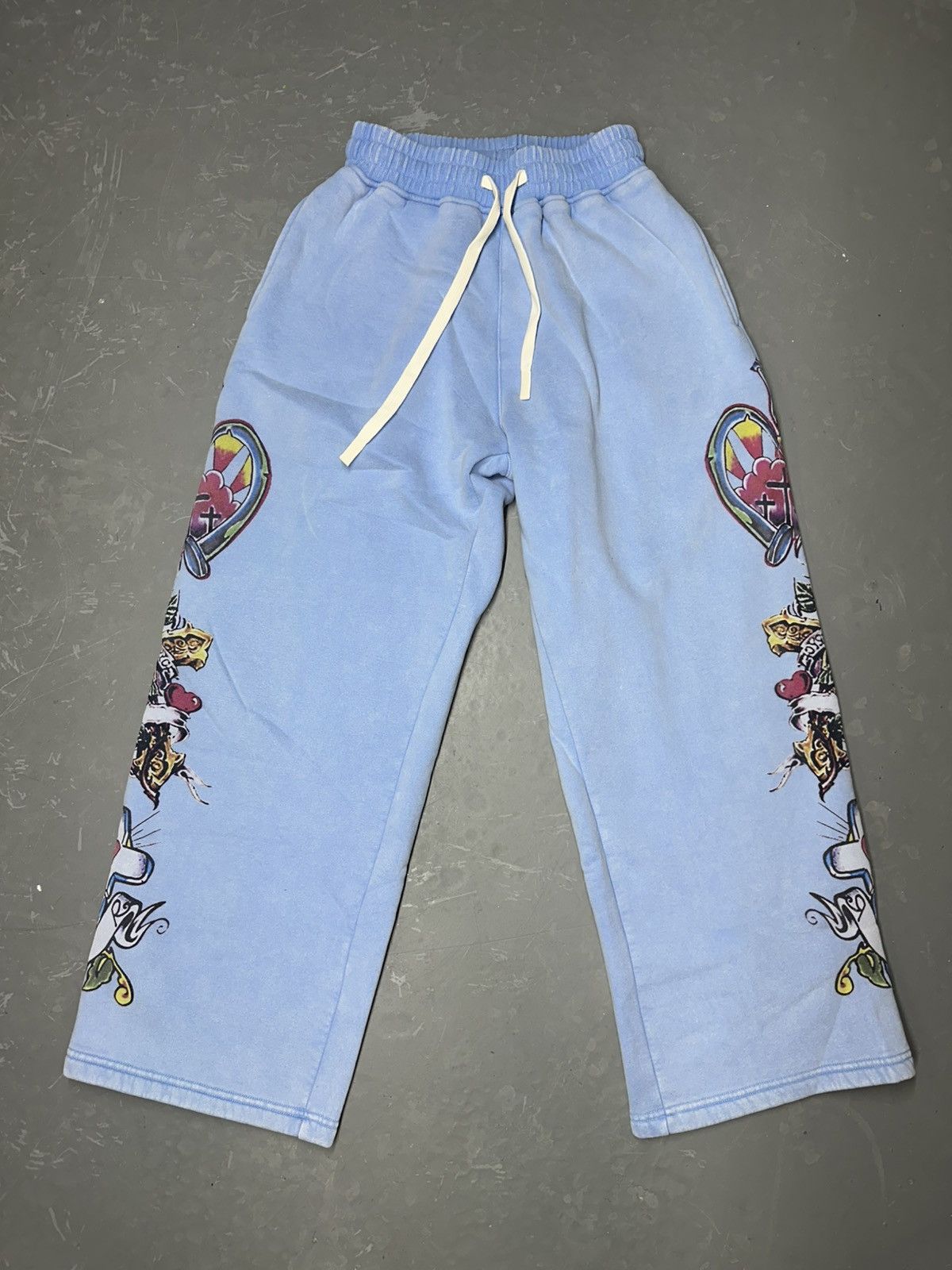 We are righteous “blue” sweatpants Medium