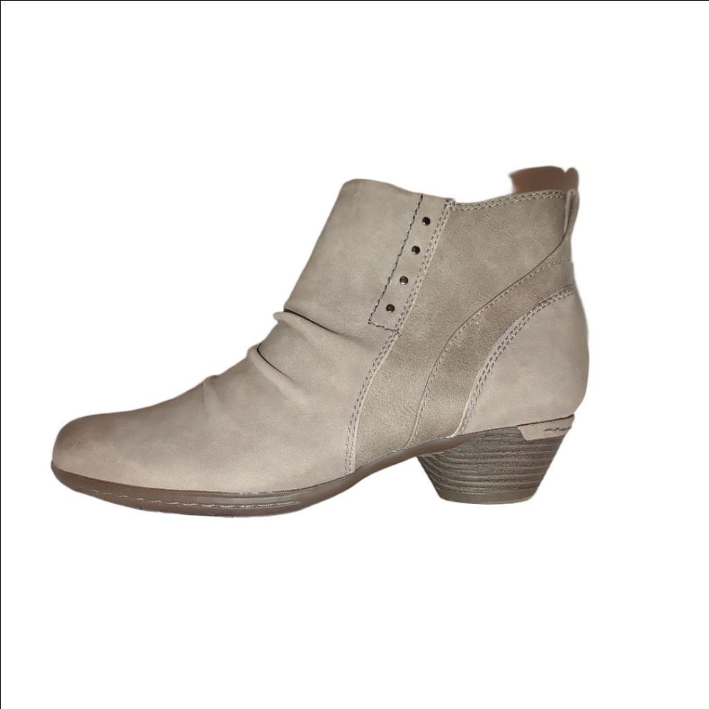 Rockport Cobb Hill Laurel Rivet Leather Ankle Boot Size 8 Size US 8 / IT 38 - 1 Thumbnail