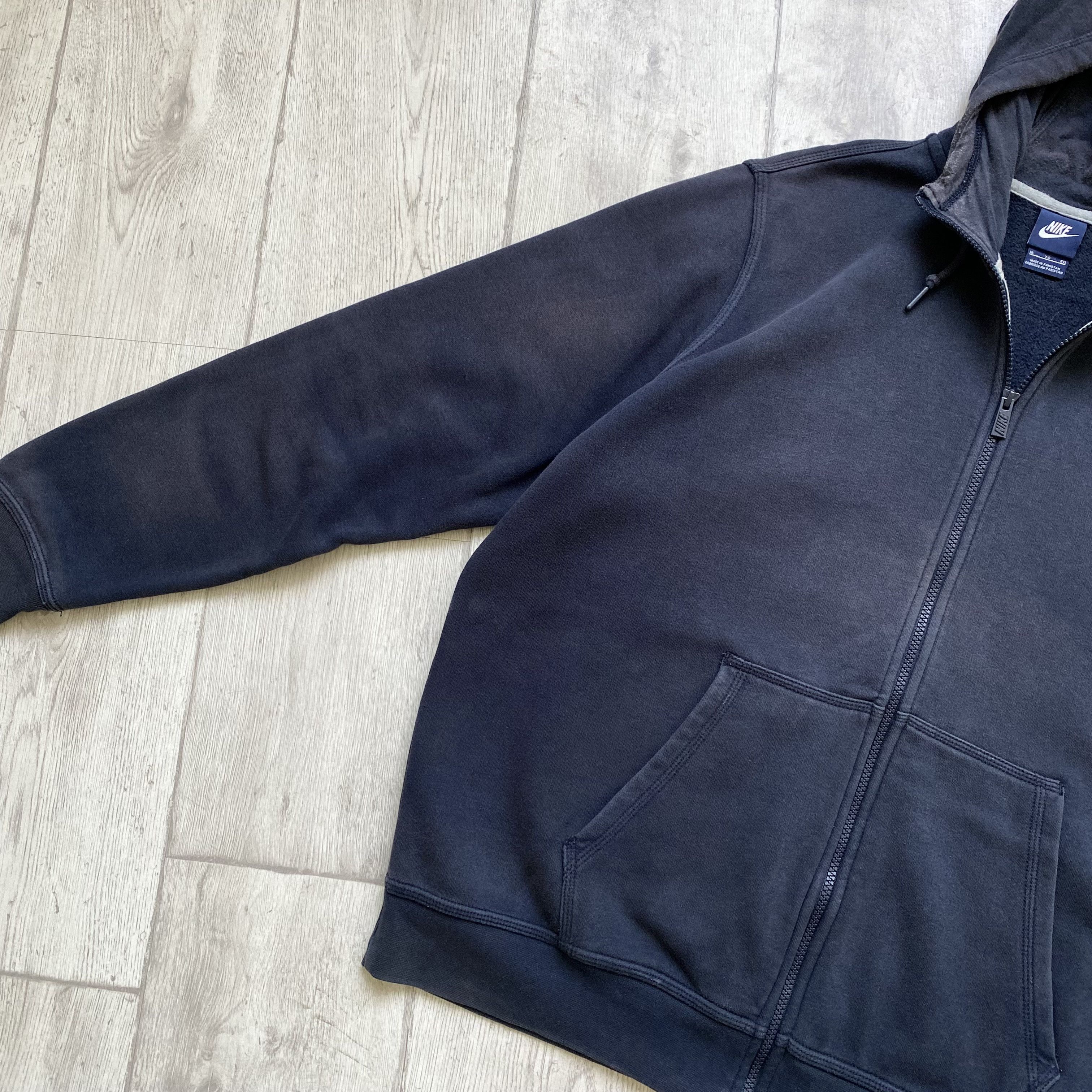 Nike 🦏 Faded Nike Zip up Hoodie Vintage style Skater Surfing Size US XL / EU 56 / 4 - 10 Thumbnail