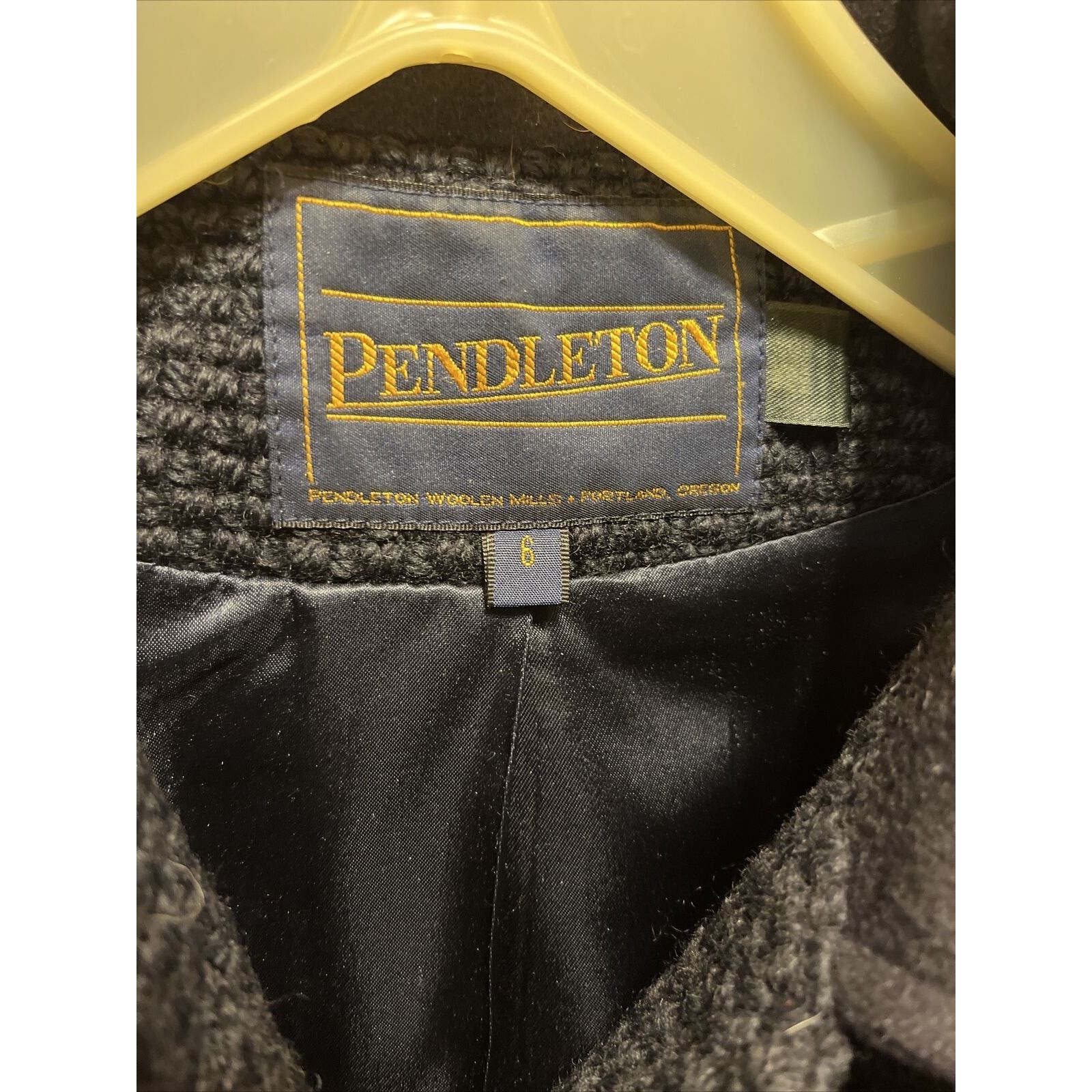 Pendleton Pendleton 100% V1rgin Wool Coat Vintage Women’s 6 Navy Coat Size M / US 6-8 / IT 42-44 - 3 Thumbnail