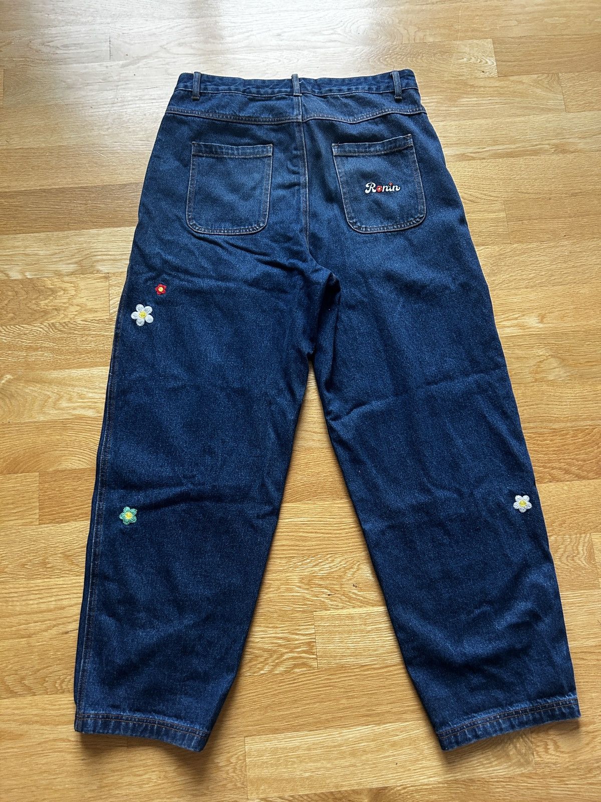 Ronin Division Ronin Division flower embroidery baggy denim F/W23 Size US 32 / EU 48 - 4 Thumbnail