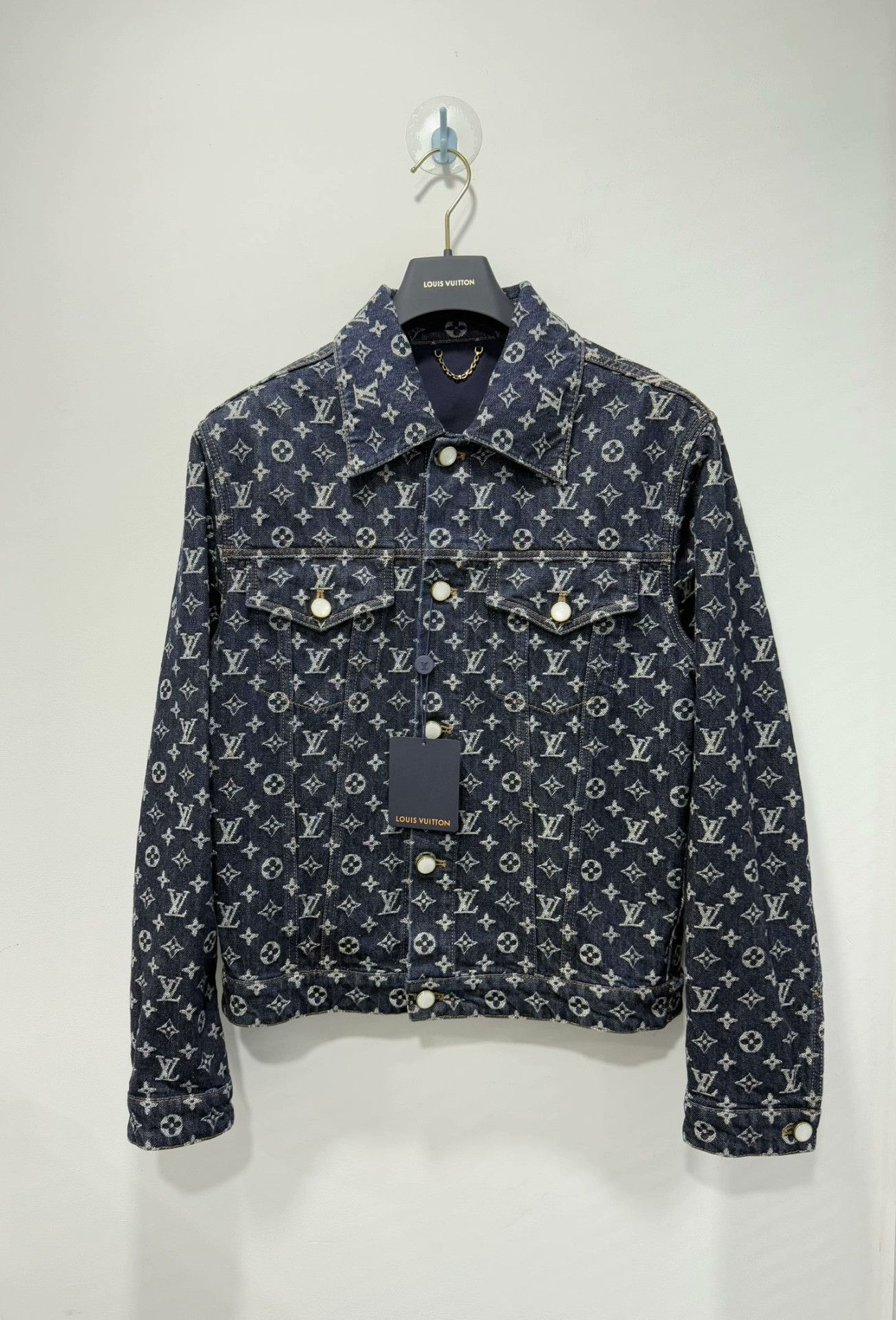 Louis Vuitton Louis Vuitton Monogram Denim Jacket Size 44 Size US S / EU 44-46 / 1 - 1 Thumbnail