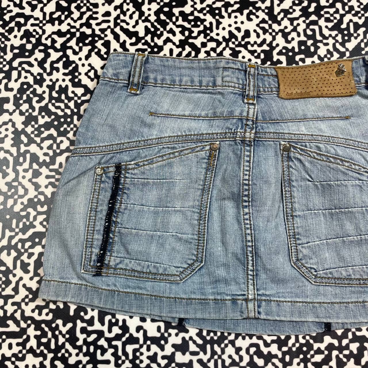GF Ferre Vintage 90s GF Ferre Japanese Retro Mini Skirt Y2K Style Size 28" / US 6 / IT 42 - 10 Thumbnail