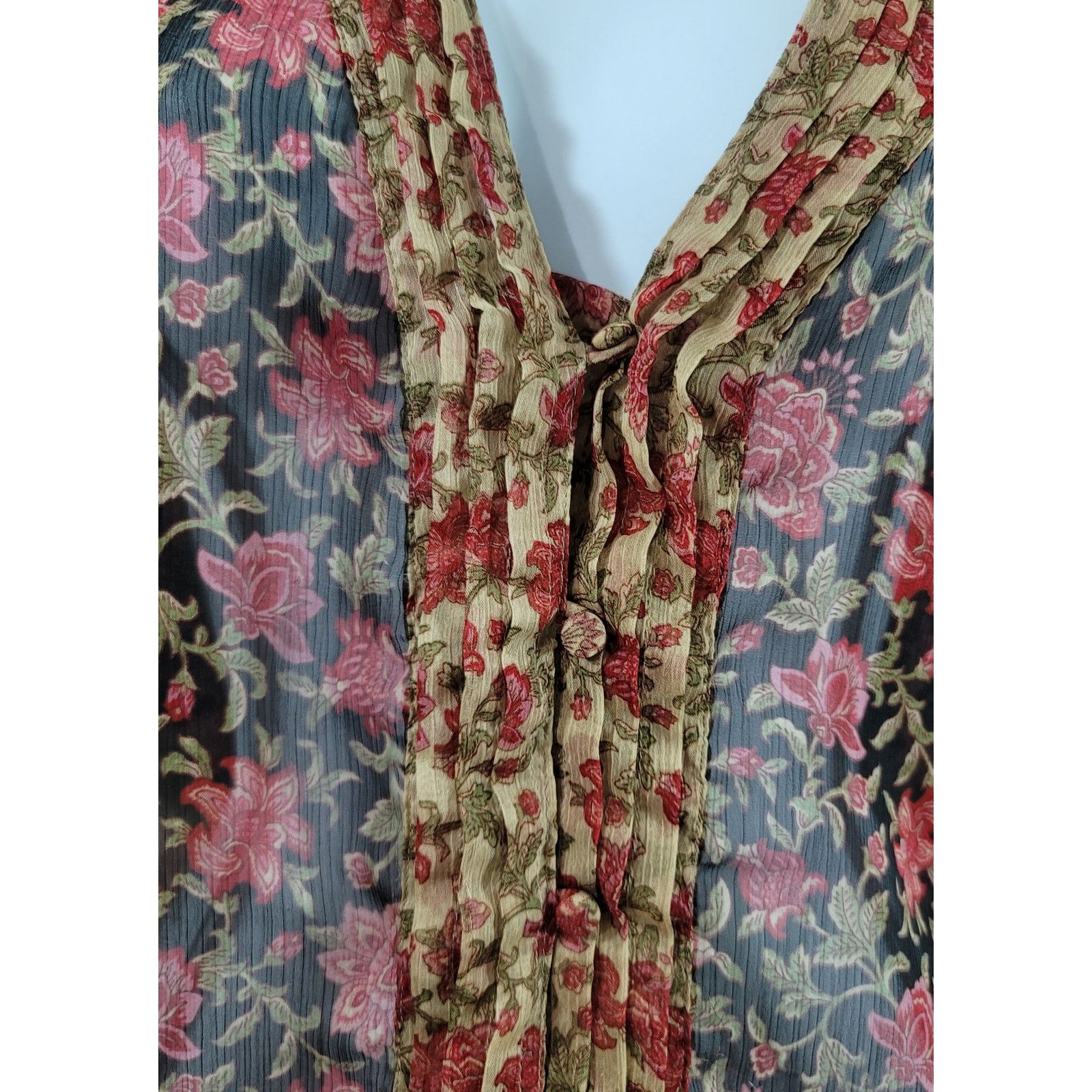 Converse Converse Black Red Floral Sheer Button Up Top XL Lightweight Size XL / US 12-14 / IT 48-50 - 6 Thumbnail