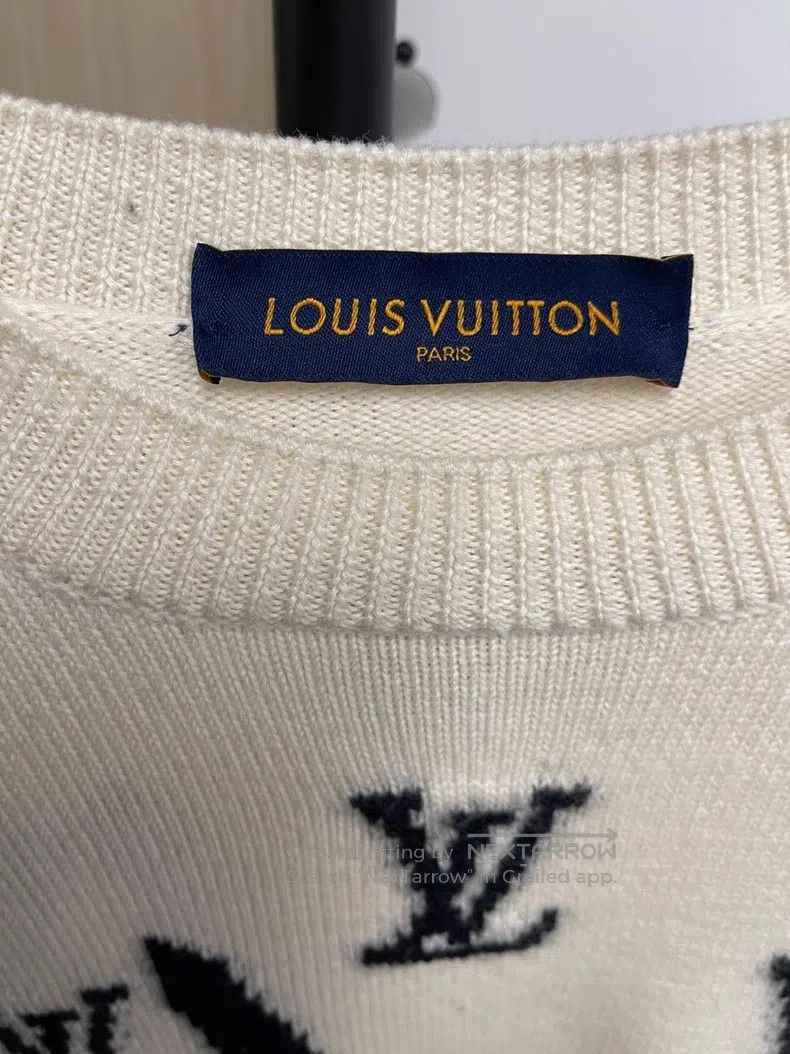 Louis Vuitton Louis Vuitton White clock wool sweater Size US S / EU 44-46 / 1 - 3 Thumbnail