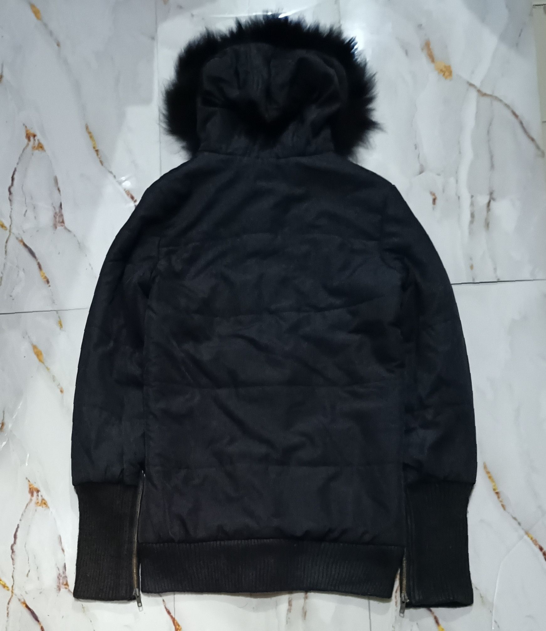 Le Grande Bleu (L.G.B.) Fur Puffer Bomber Coat Jacket Size M / US 6-8 / IT 42-44 - 2 Thumbnail
