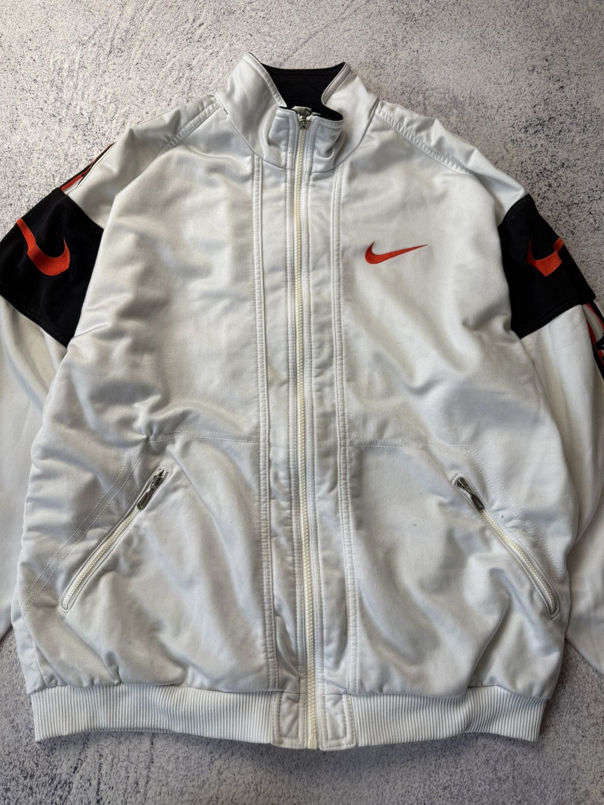 Nike Vintage Nike Zip Up Hoodie USA Big Swoosh Y2K Size US L / EU 52-54 / 3 - 9 Thumbnail