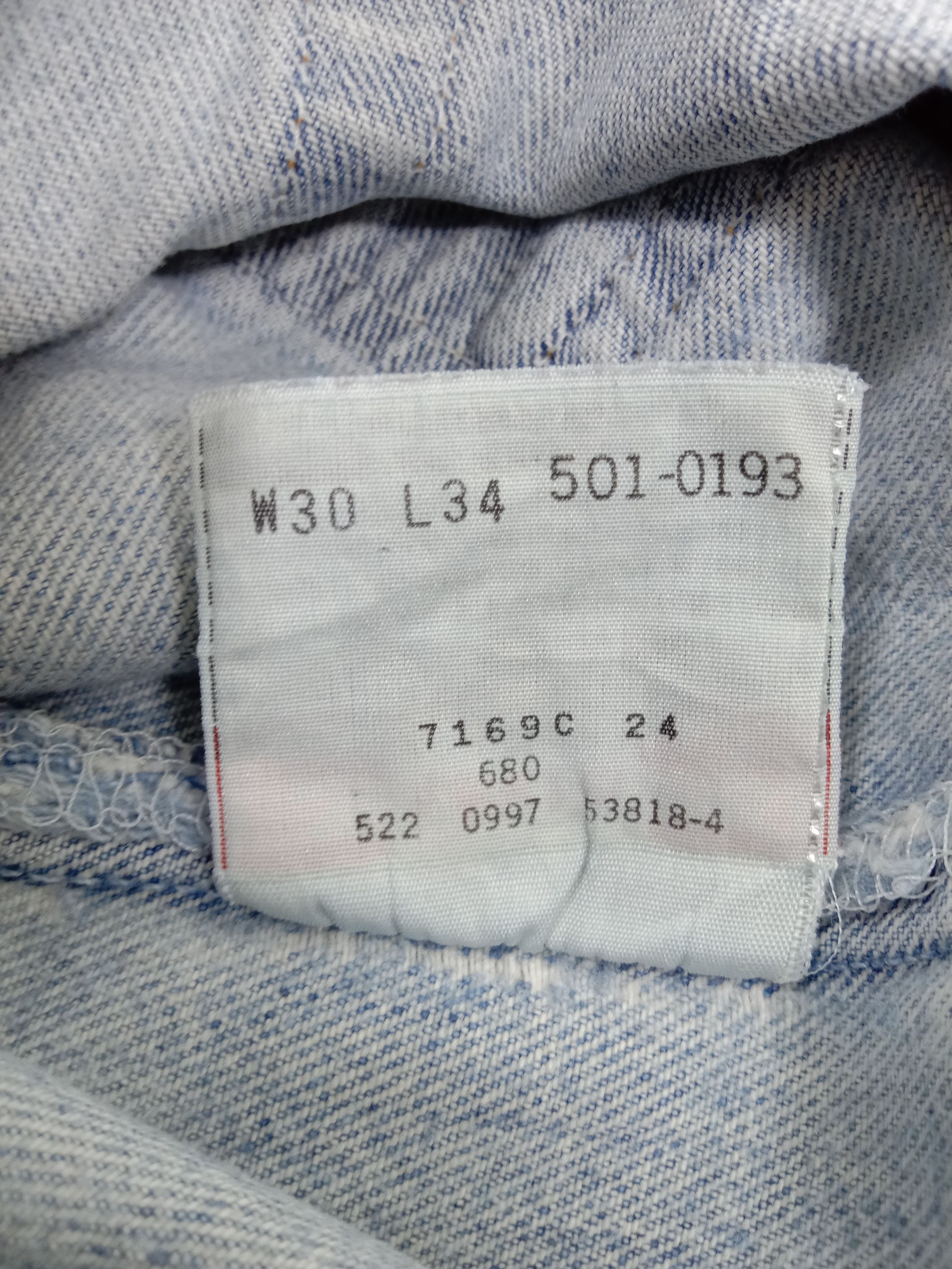 Levi's Vintage 90s Levi’s 501 Jeans Light Wash Distressed Denim Size US 28 / EU 44 - 11 Thumbnail