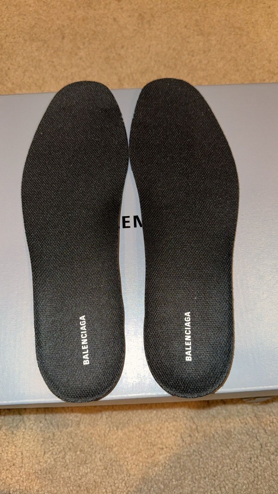 Balenciaga Balenciaga triple s logotype Size US 9 / EU 42 - 3 Thumbnail