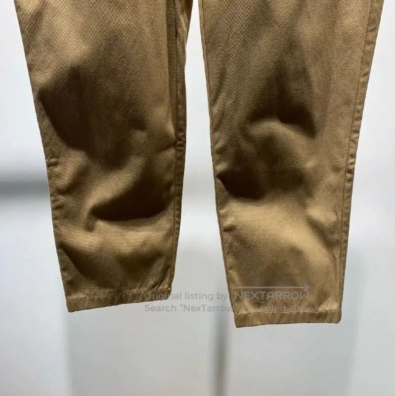 Burberry Burberry Casual Cotton Trousers in Khaki. Size US 44 / EU 60 - 8 Thumbnail