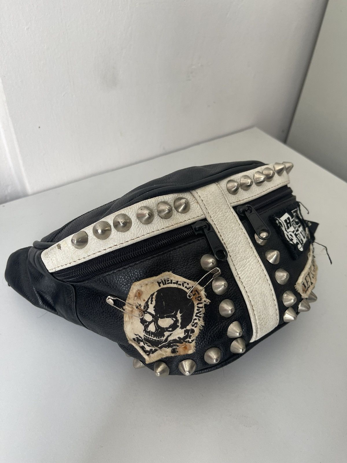 Japanese Brand Hellcat Punks Anarchic Studded Waistbag Size ONE SIZE - 2 Thumbnail
