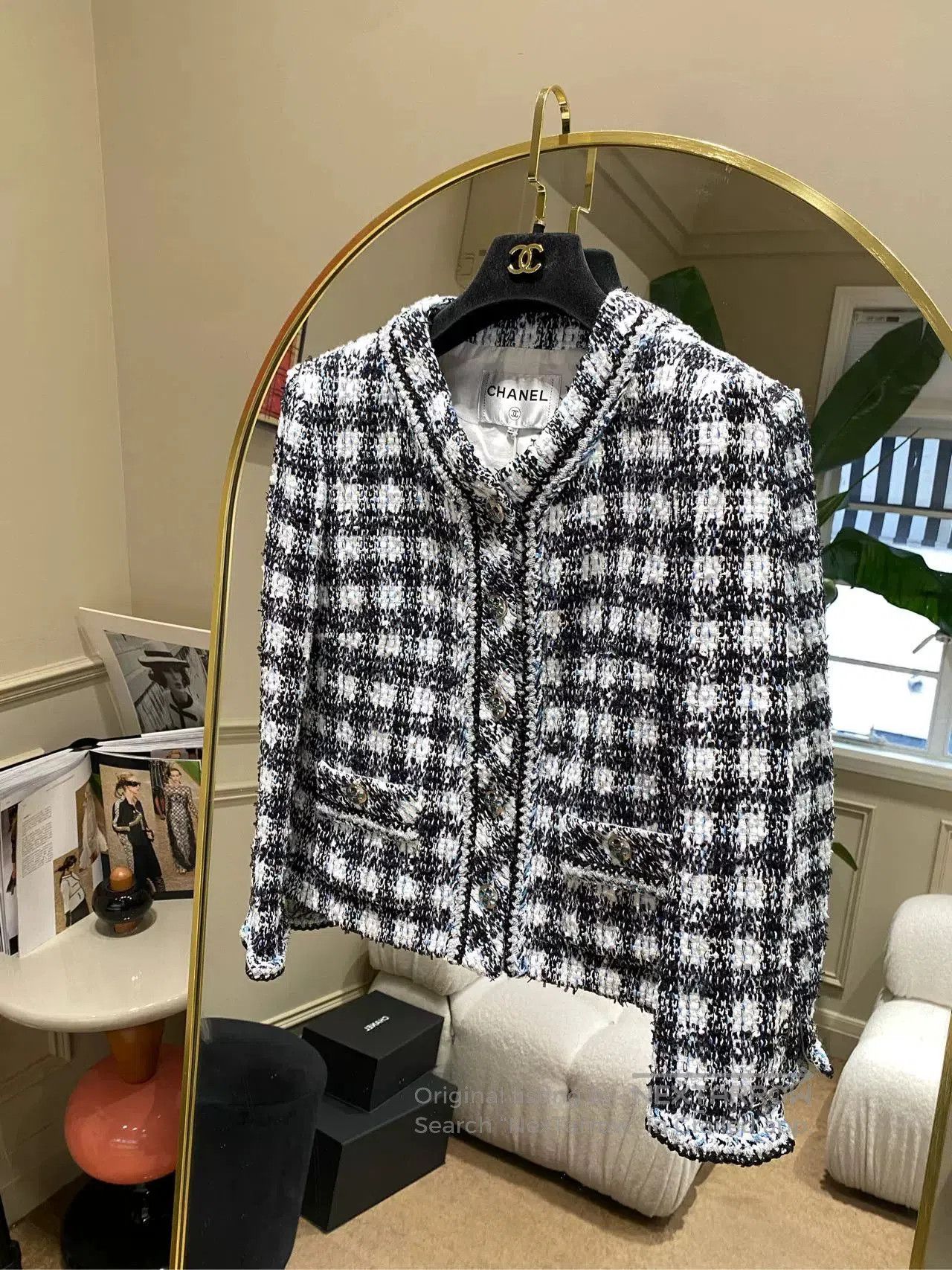 Chanel Chanel 23P Blue White Tweed Jacket. Size US S / EU 44-46 / 1 - 1 Thumbnail