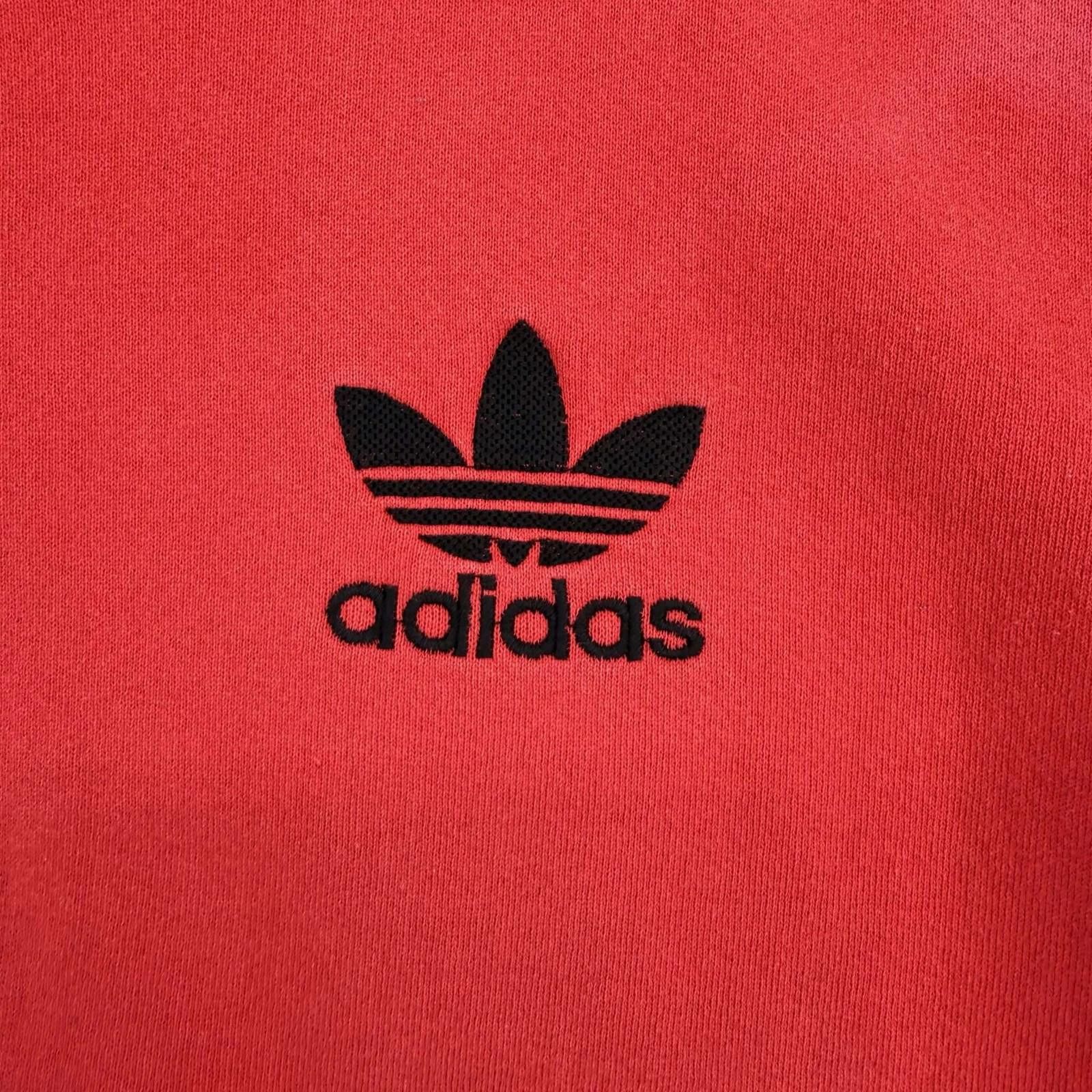 Adidas Vintage Adidas Crew Neck Red L Size US L / EU 52-54 / 3 - 4 Thumbnail