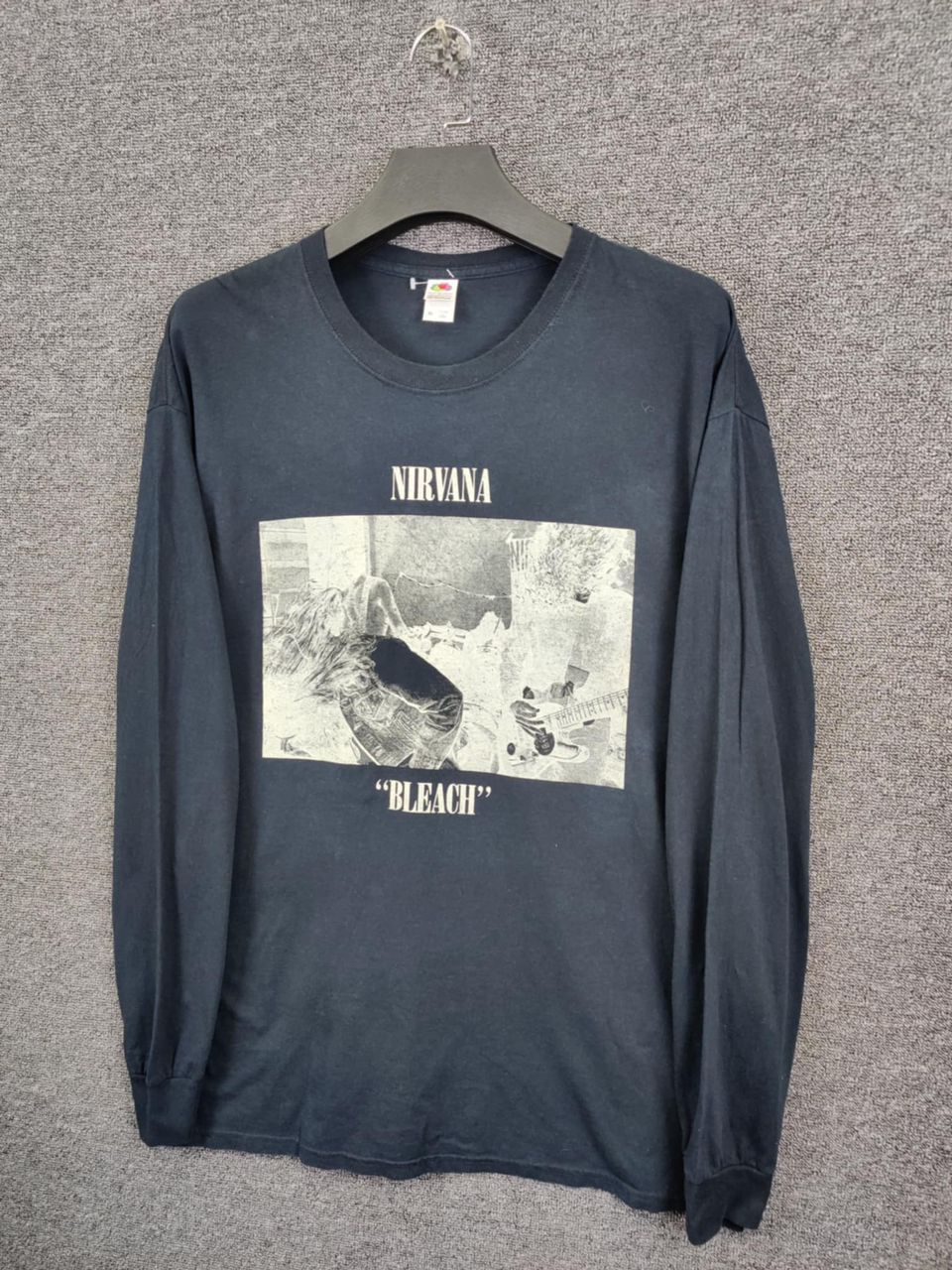 Band Tees Vintage Nirvana Bleach Band Long Sleeve Tee Tshirt Size US XL / EU 56 / 4 - 2 Thumbnail