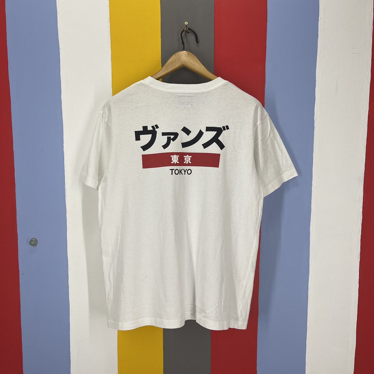 Vans VANS TOKYO JAPAN Crew Neck T Shirt #1755/07 Size US L / EU 52-54 / 3 - 6 Thumbnail