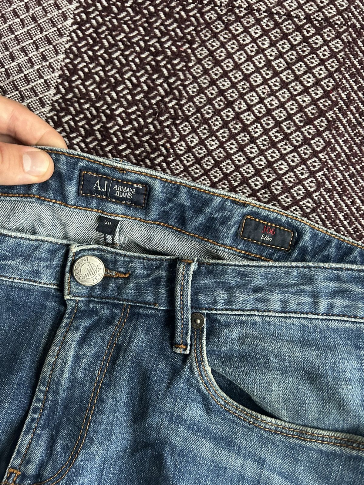 Armani Vintage Armani Jeans Denim Pants Solid Metal Logo Size 30 Size US 30 / EU 46 - 8 Thumbnail