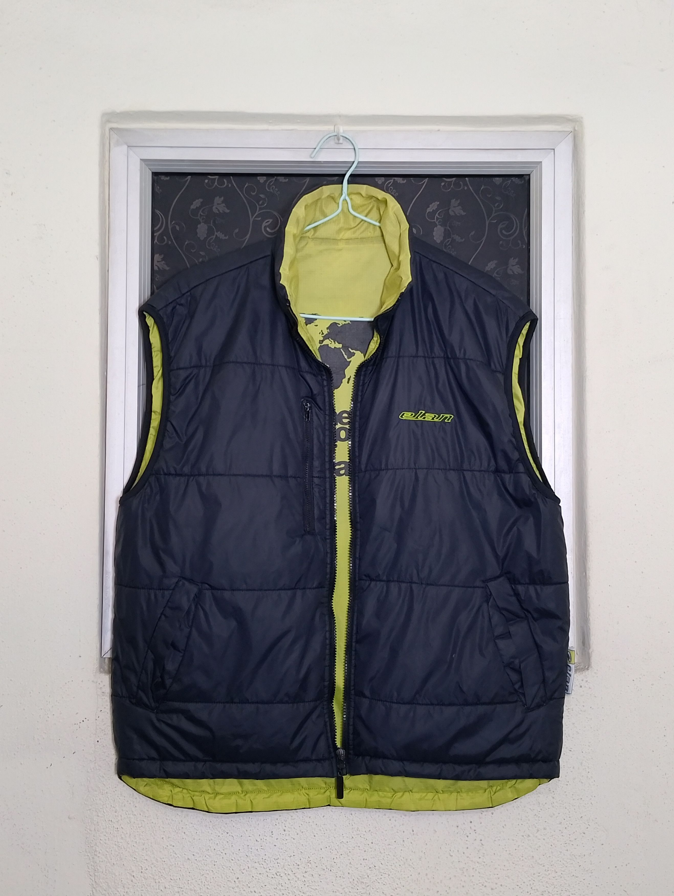 ELAN Elan Sports Vest, The World Of Elan / Skis / Outdoor Size US M / EU 48-50 / 2 - 1 Thumbnail