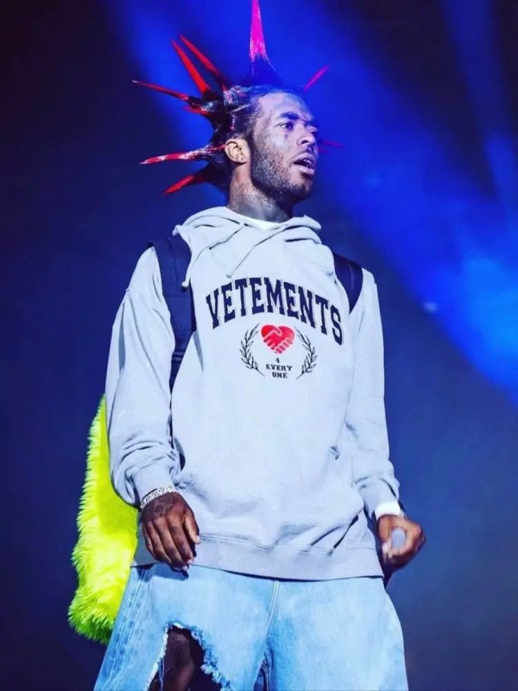 Vetements Vetements Hand Shake Hearts Hoodie Size US M / EU 48-50 / 2 - 8 Thumbnail
