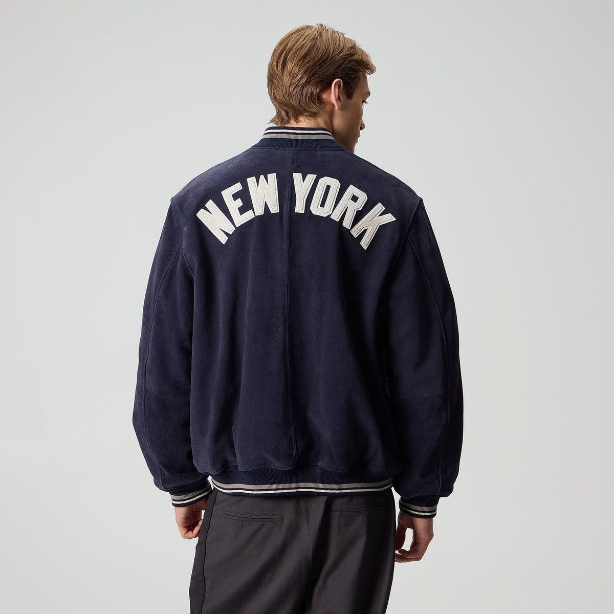 Kith × New York Yankees Kith for the NY Yankees Suede Porter Bomber Jacket Sz Medium Size US M / EU 48-50 / 2 - 3 Thumbnail