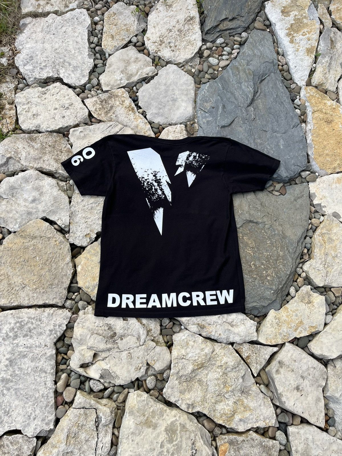 Drake × October's Very Own OVO Octobers Very Own owl 416 dreamcrew logo V tee t-shirt Size US M / EU 48-50 / 2 - 2 Thumbnail