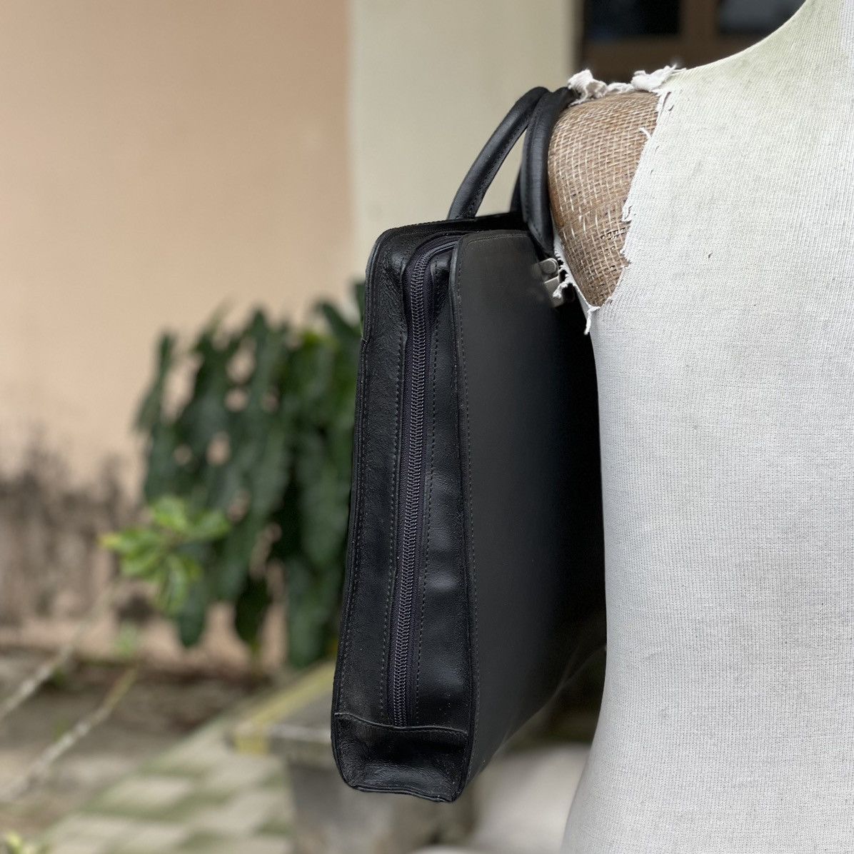 Leather × Pierre Cardin Vintage Pierre Cardin Black Leather Briefcase/Office Bag Size ONE SIZE - 4 Thumbnail
