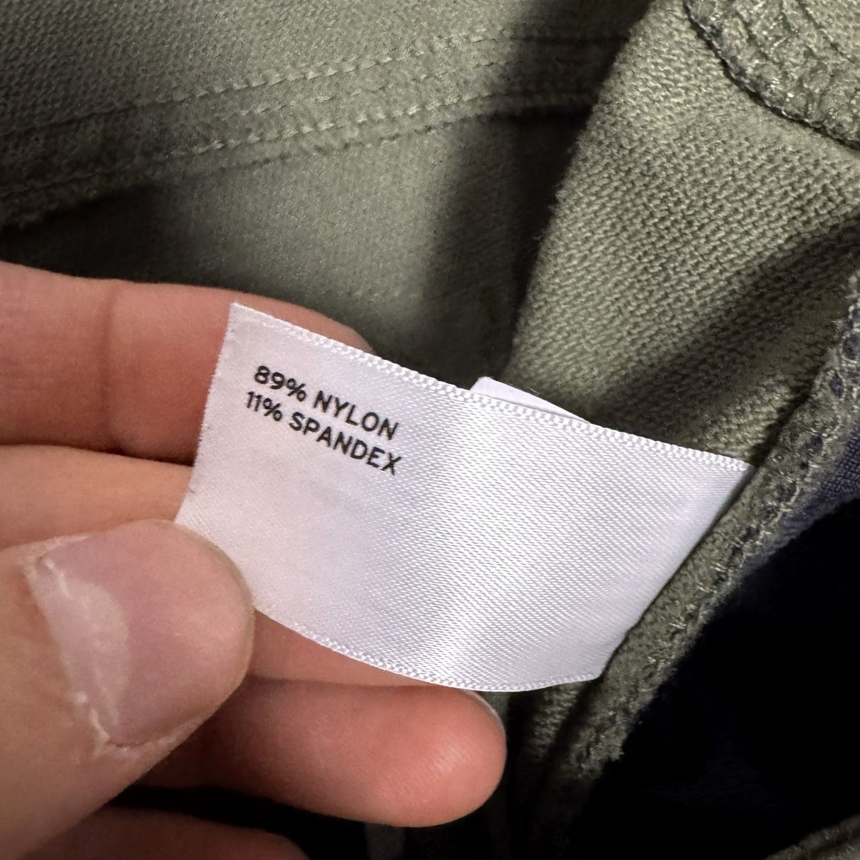 Vintage Duluth Trading Pants Mens 42x32 Flexpedition Cargo Nylon Stretch Relaxed 71153 Cargo Pants Mens 42 Regular Green Nylon Stretch Wide 71153 Size US 42 / EU 58 - 6 Thumbnail