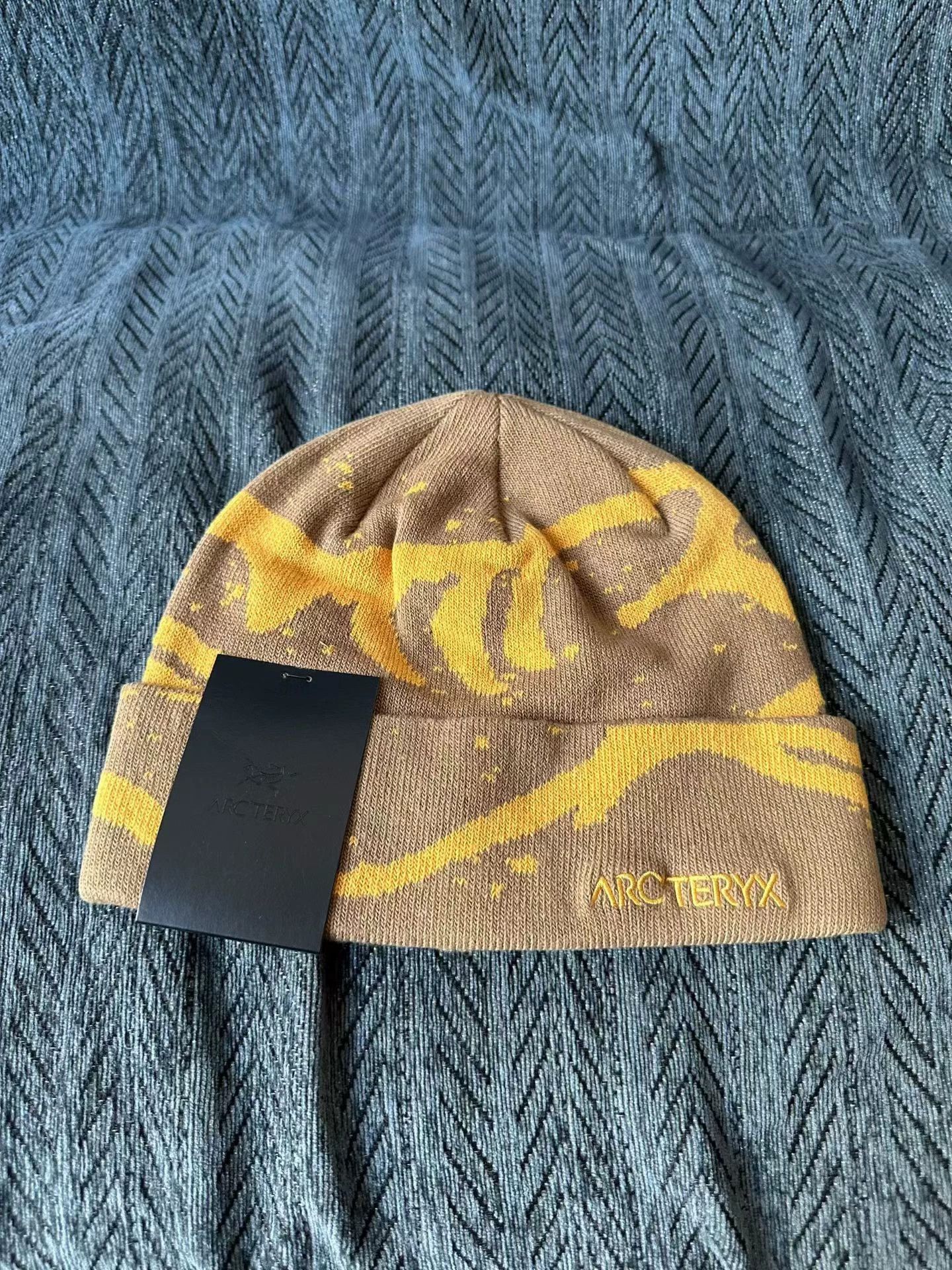 Arc'teryx Arcteryx Beanie Size ONE SIZE - 1 Thumbnail