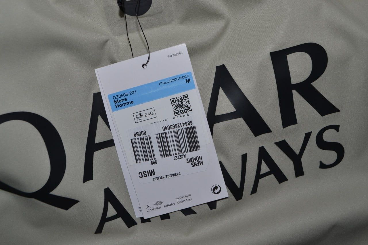 Nike NIKE PARIS SAINT-GERMAIN Jordan x PSG soccer Jacket Qatar Size US M / EU 48-50 / 2 - 5 Thumbnail