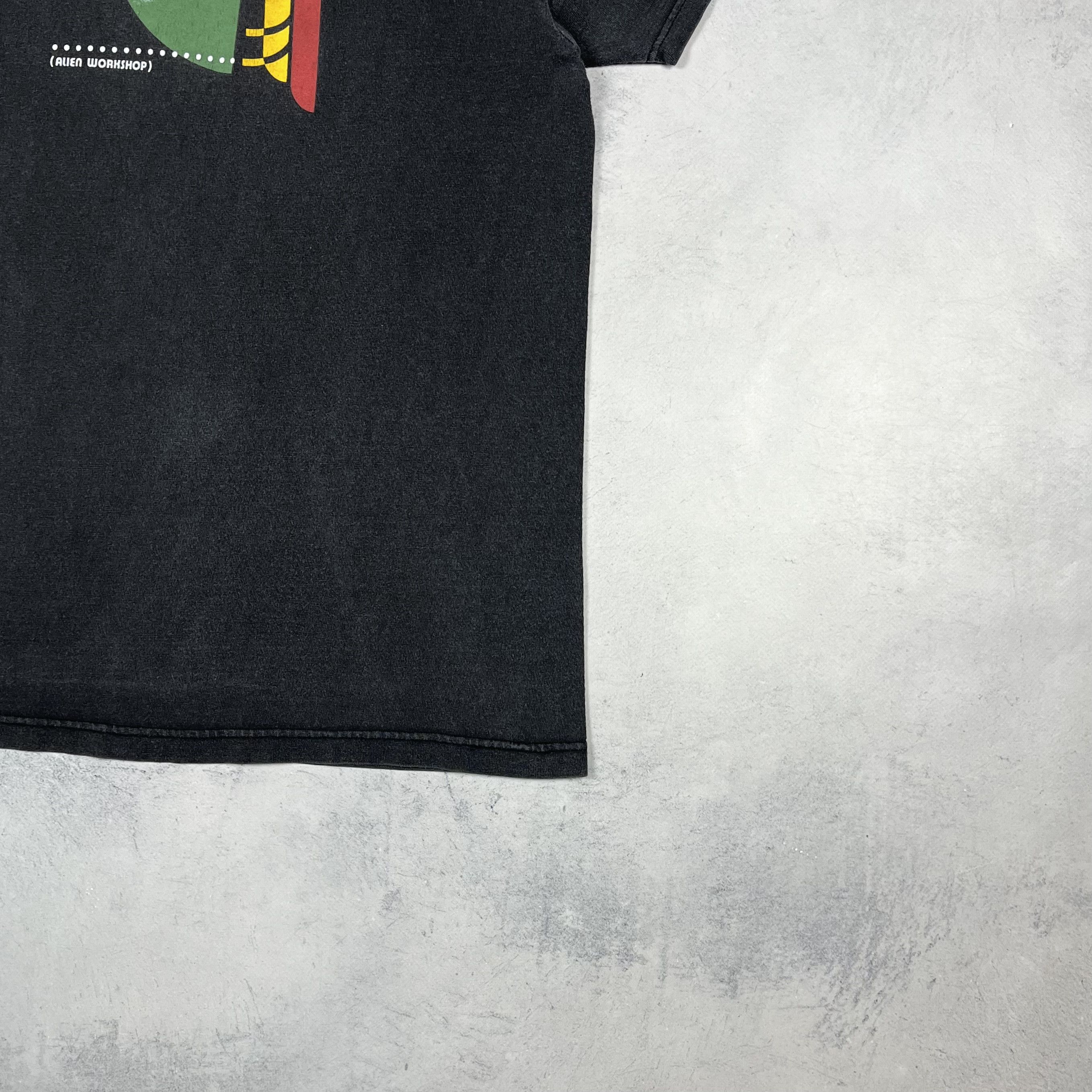 Alien Workshop Vintage Alien Workshop Rare Sunfaded T Shirt 90’s Size US S / EU 44-46 / 1 - 4 Thumbnail