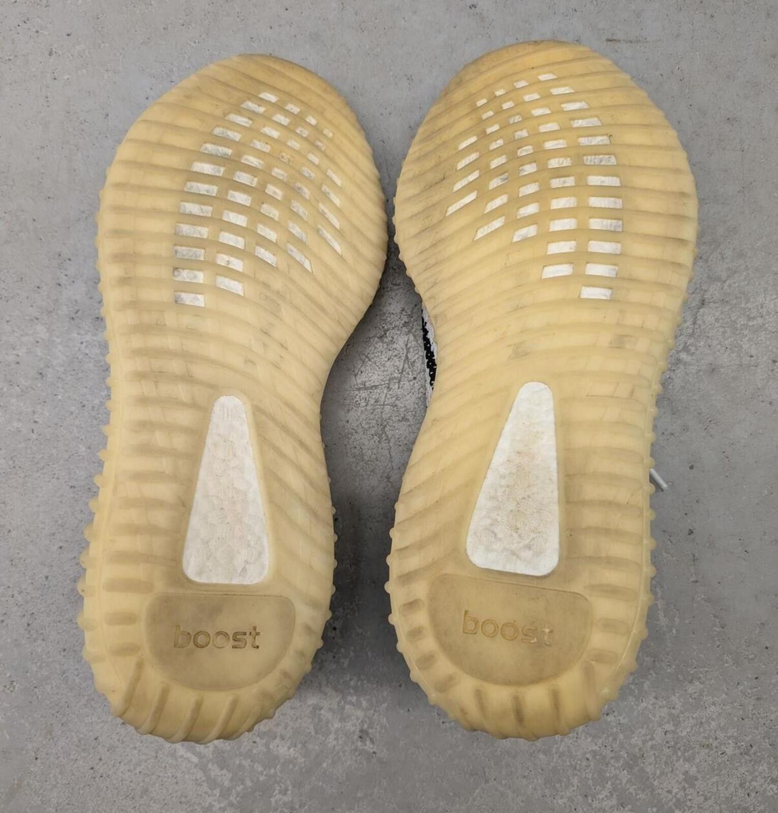 Adidas Yeezy Zebra Adidas Boost 350 V2 2017 Size 10 Size ONE SIZE - 8 Thumbnail