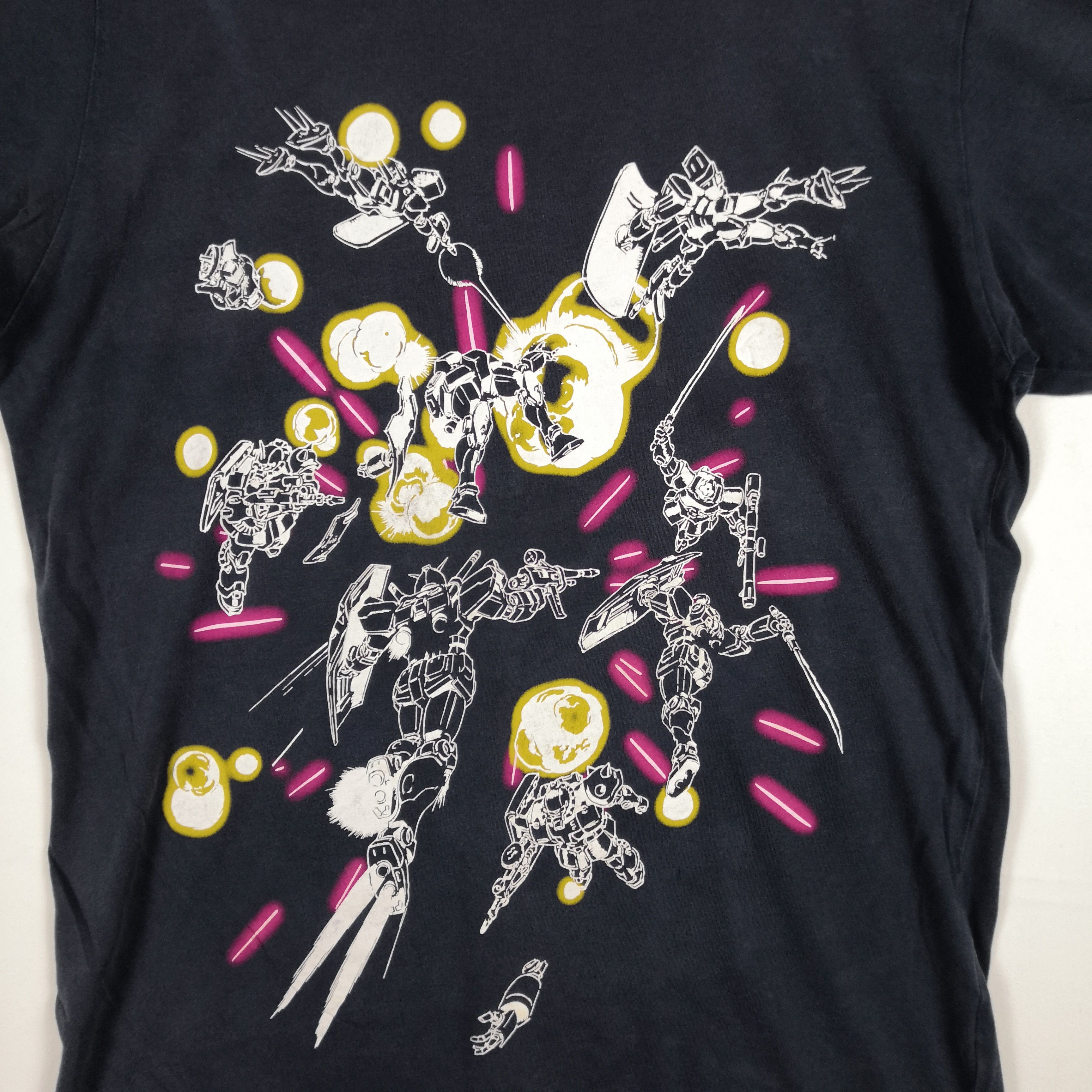 Anime Vintage Gundam Tshirt Japanese Anime Hentai Manga T-Shirt Size US M / EU 48-50 / 2 - 4 Thumbnail